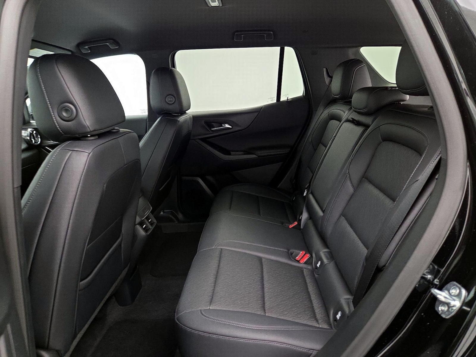 2026 Chevrolet Equinox LT - Photo 20