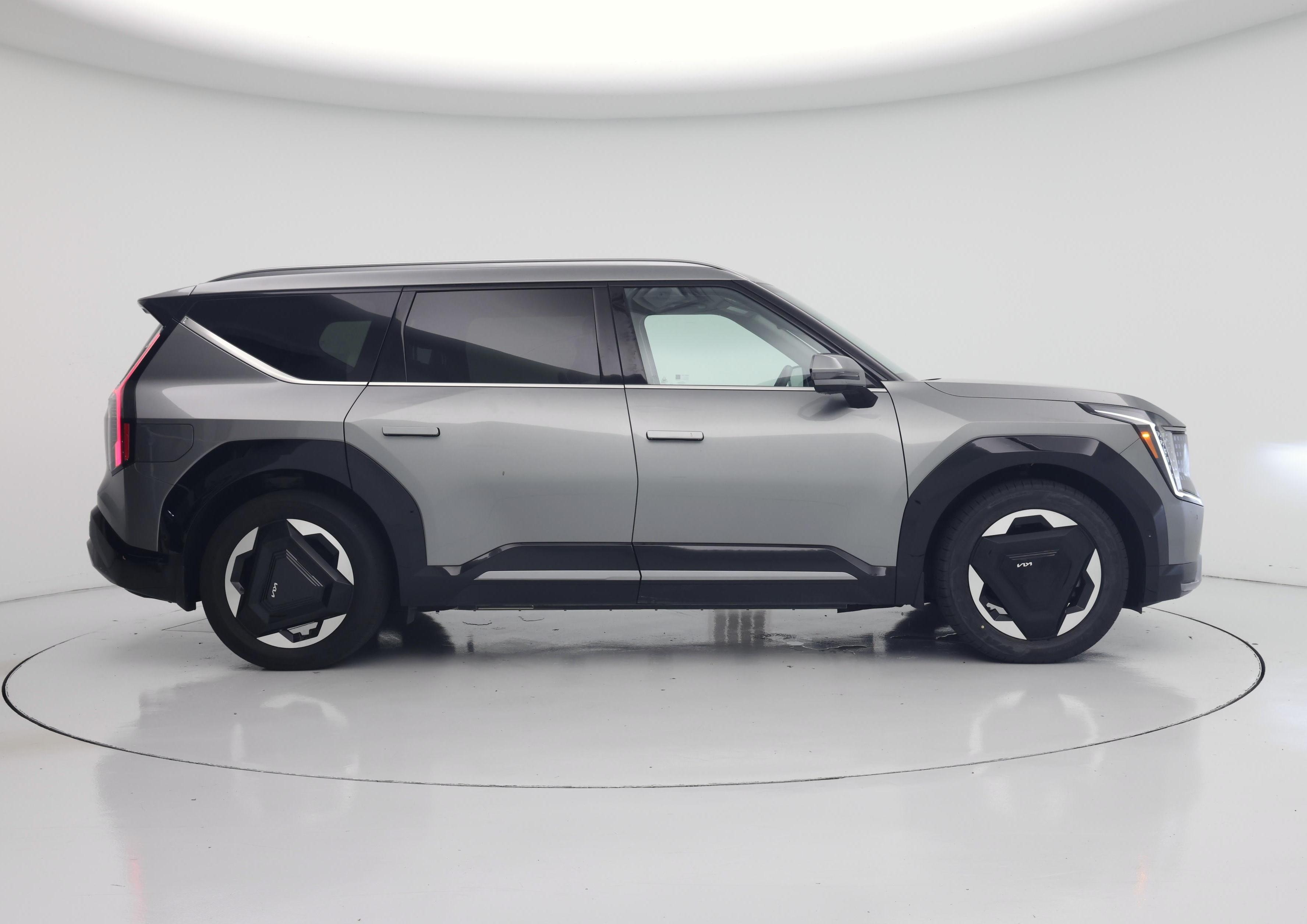Thumbnail: 2024 Kia EV9 - 7