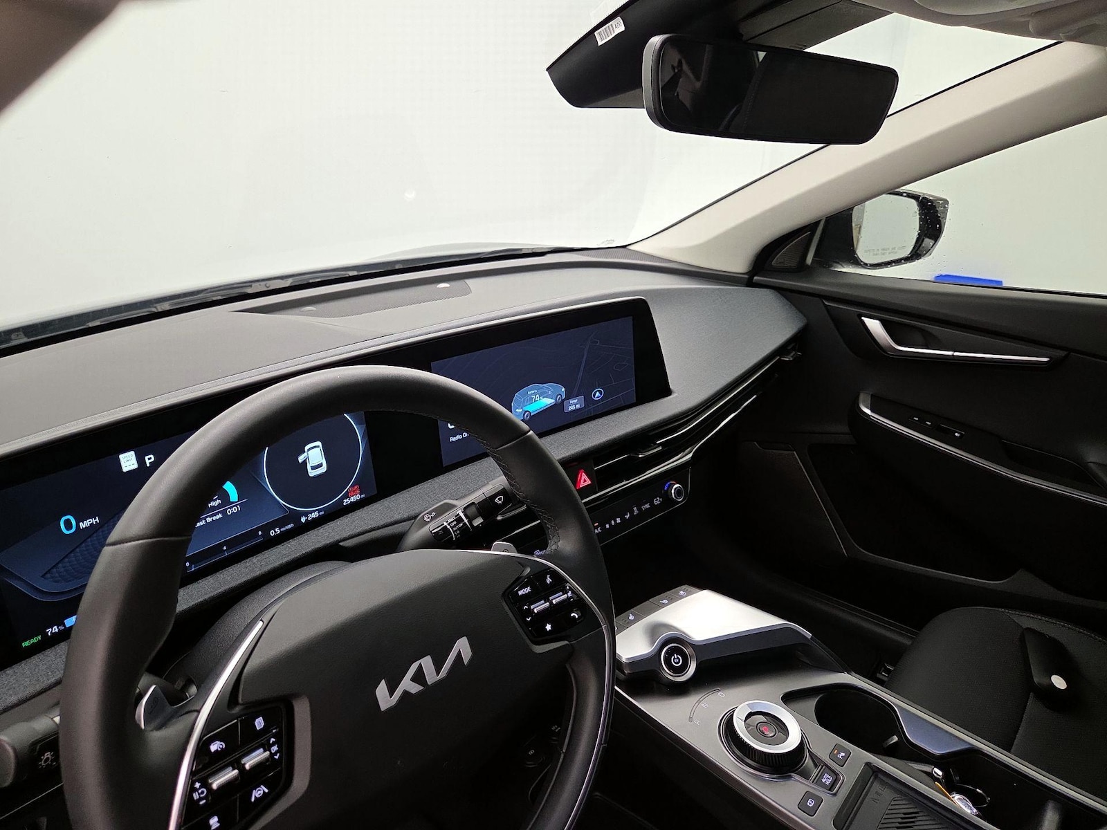 2024 Kia EV6 Wind - Photo 10