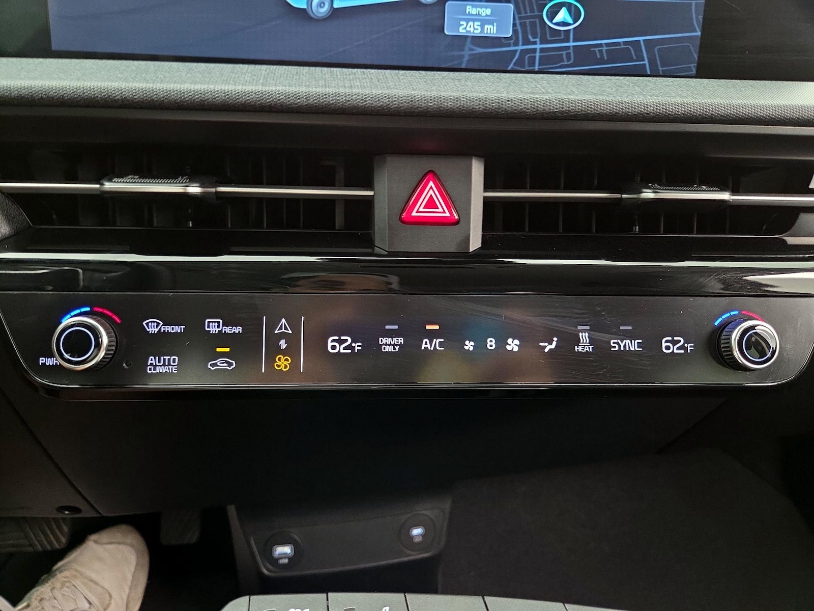 2024 Kia EV6 Wind - Photo 17