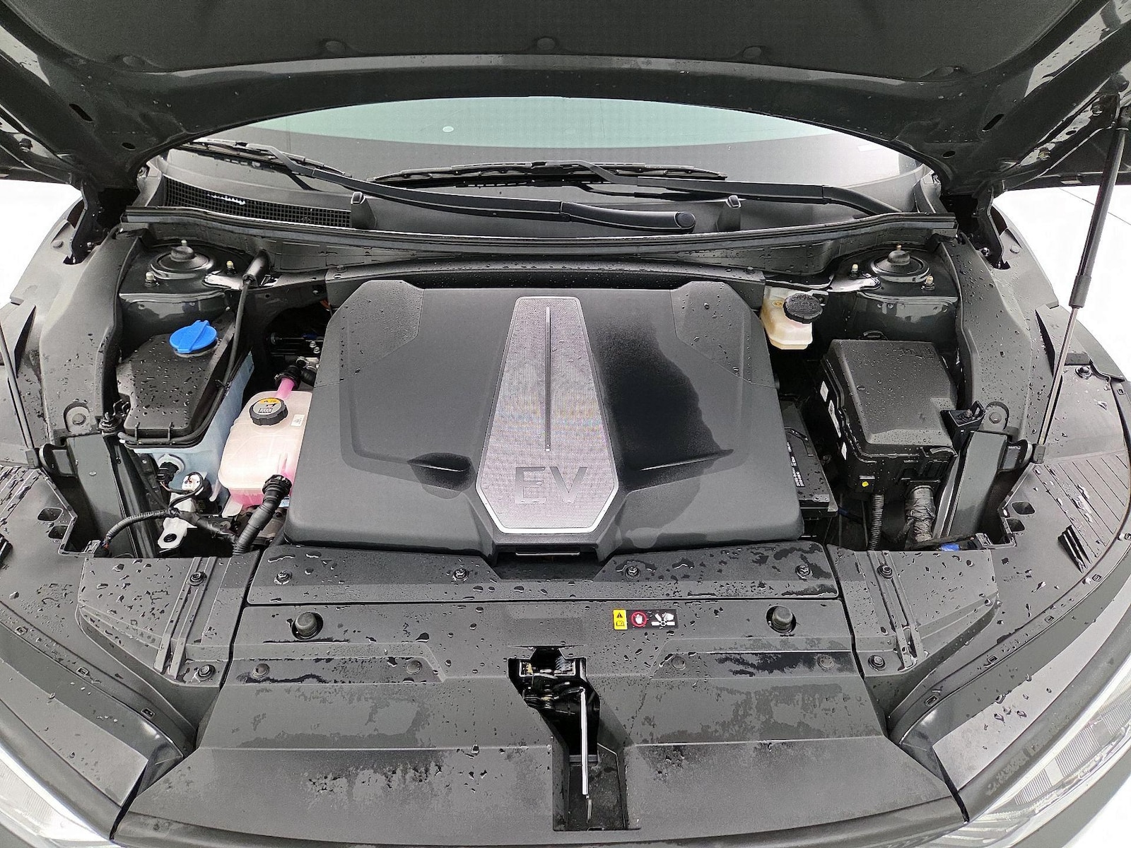 2024 Kia EV6 Wind - Photo 22