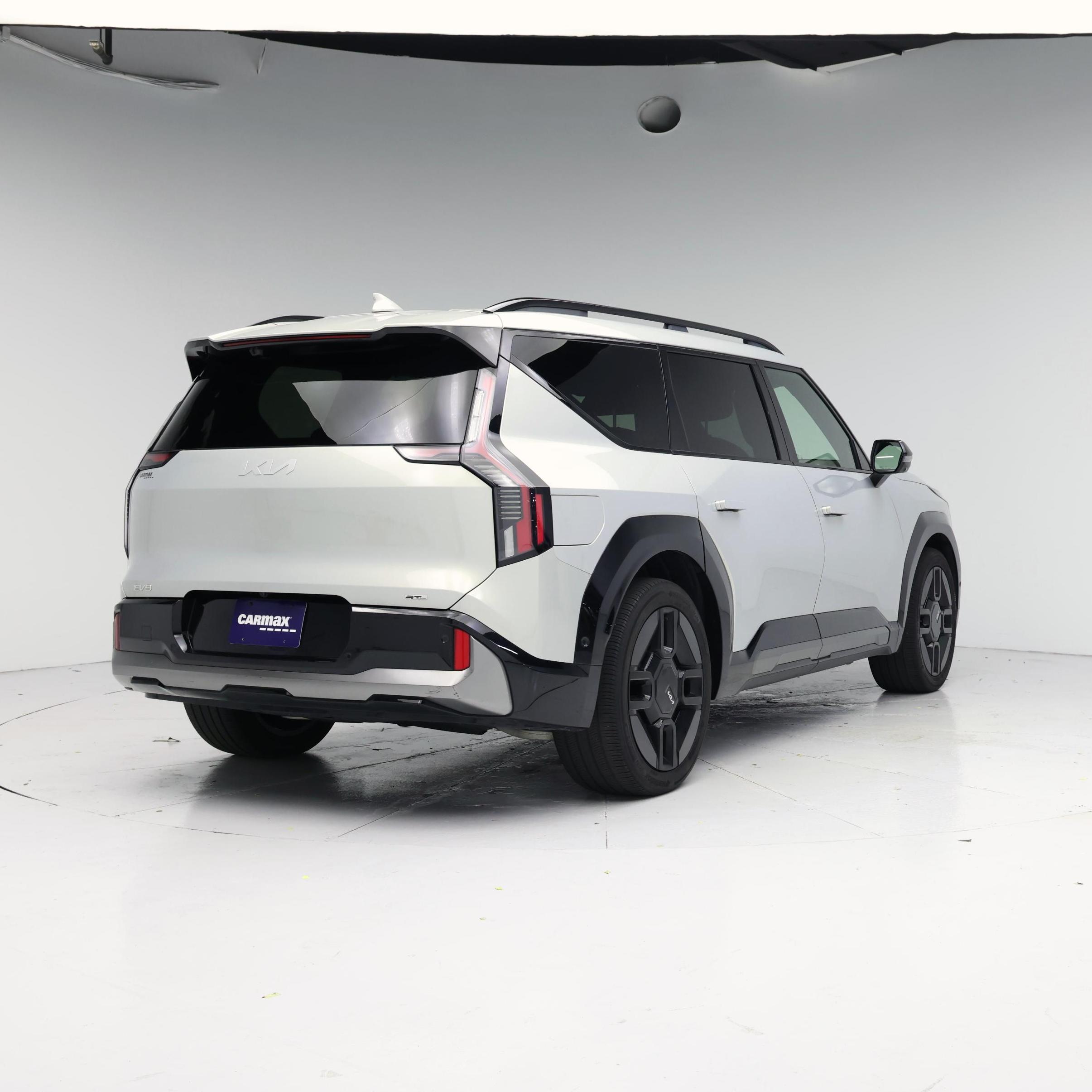 Thumbnail: 2024 Kia EV9 - 8