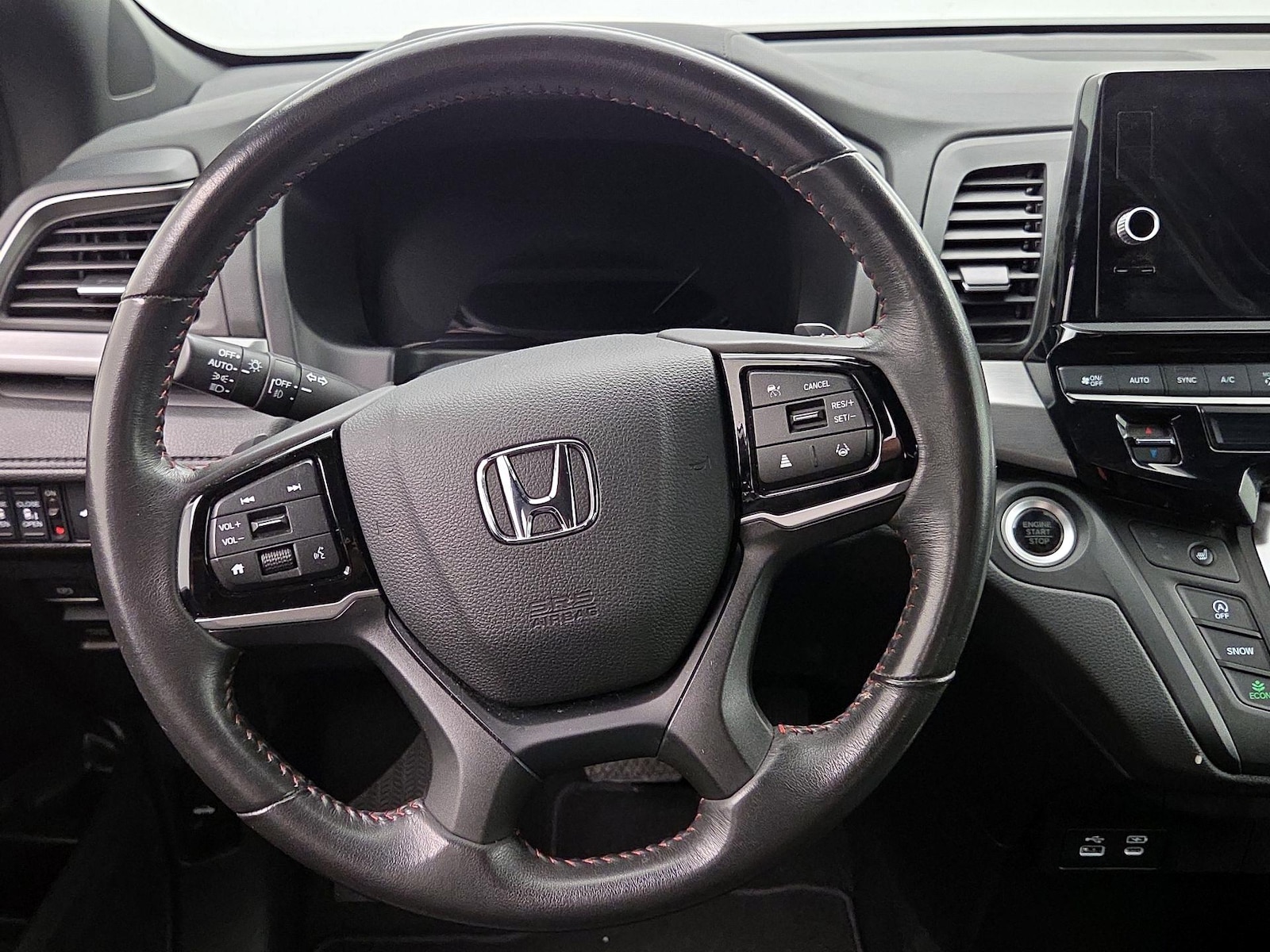 2025 Honda Odyssey Sport L - Photo 11