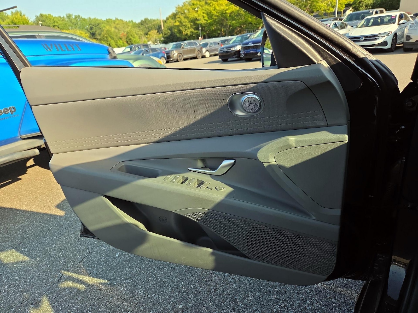 2026 Hyundai Elantra SE - Photo 13