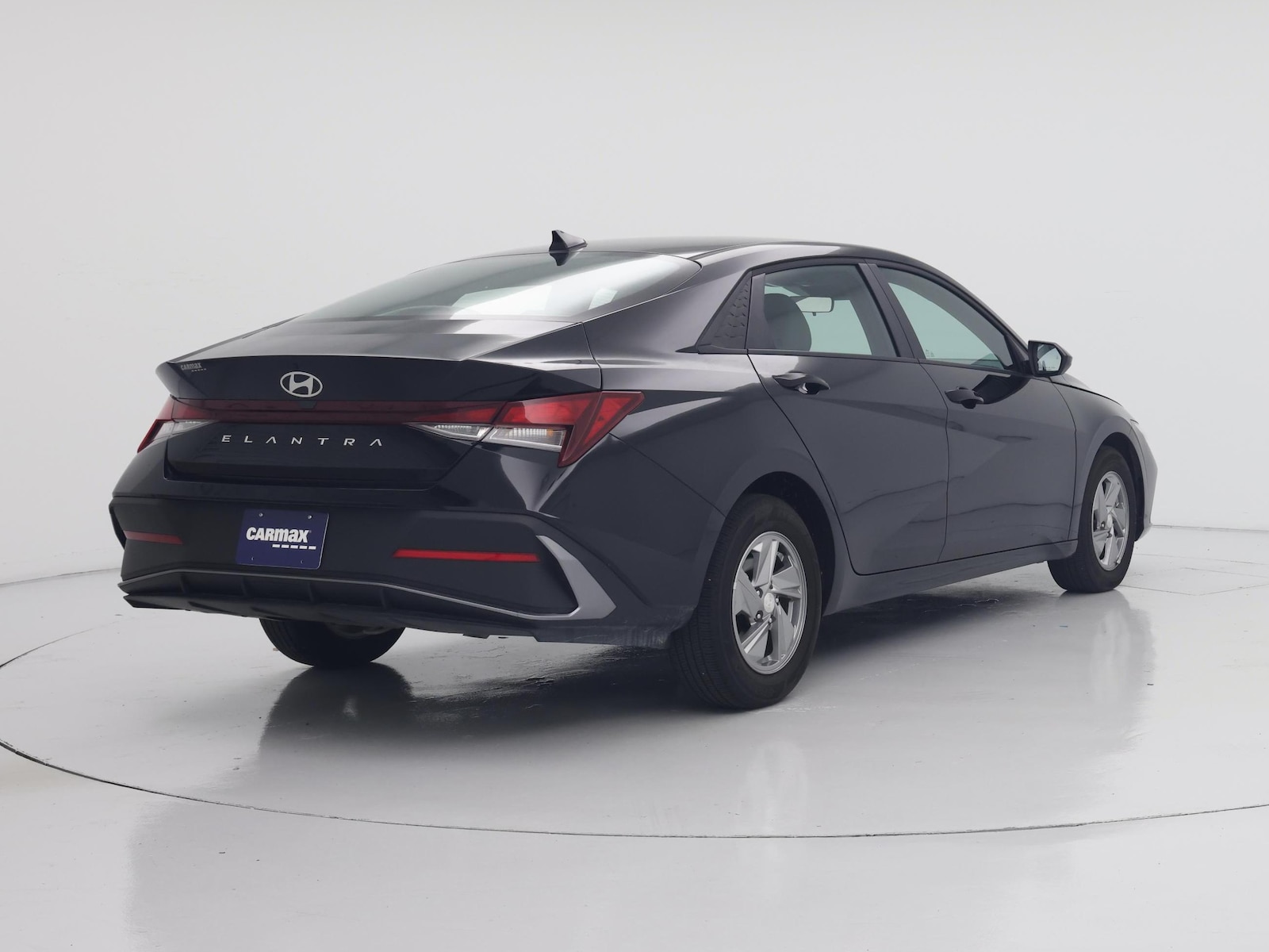 2026 Hyundai Elantra SE - Photo 9
