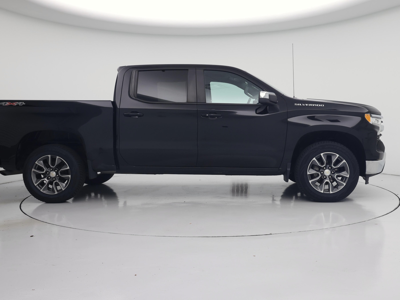 2023 Chevrolet Silverado 1500 LT - Photo 8
