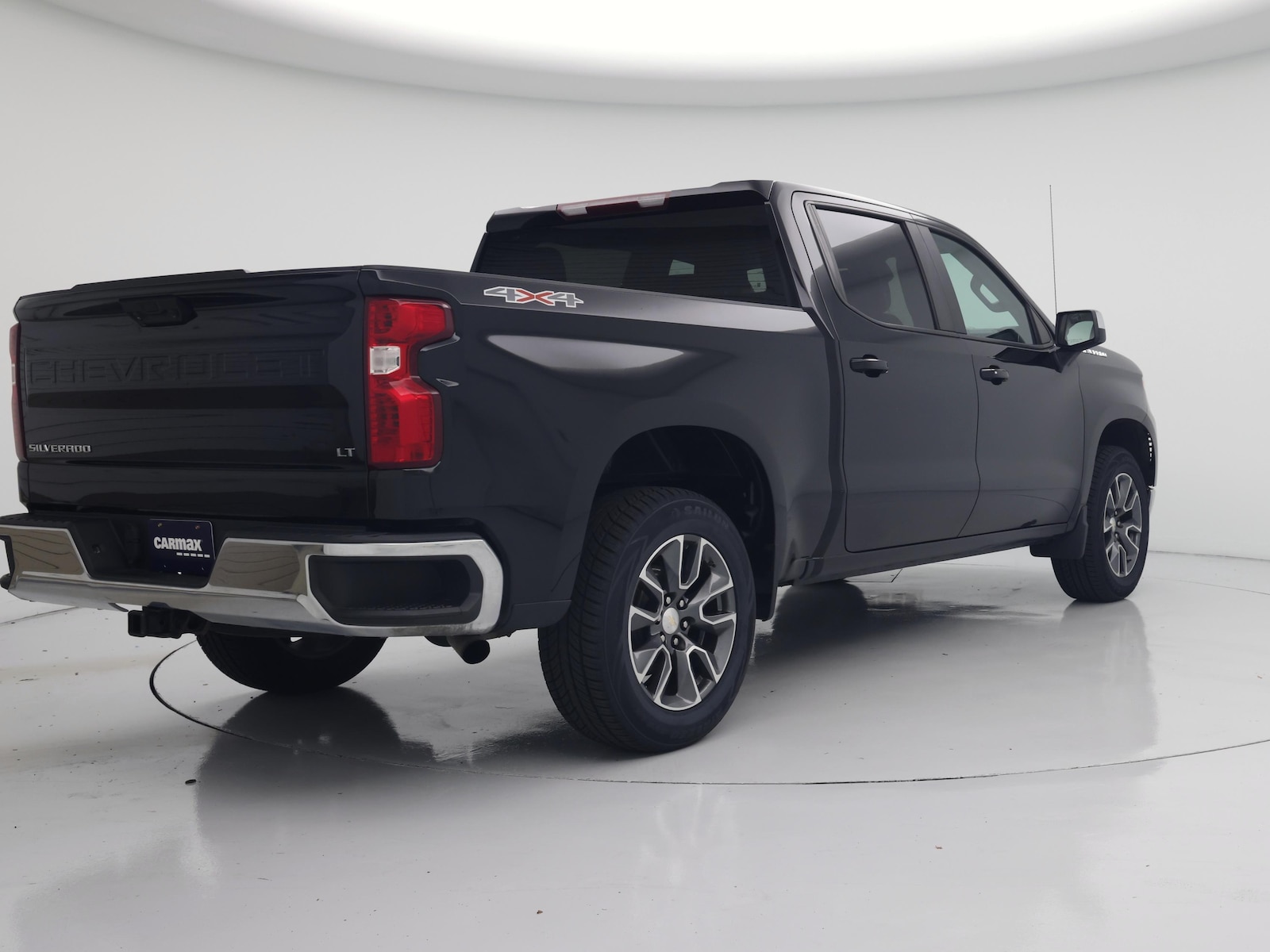 2023 Chevrolet Silverado 1500 LT - Photo 9