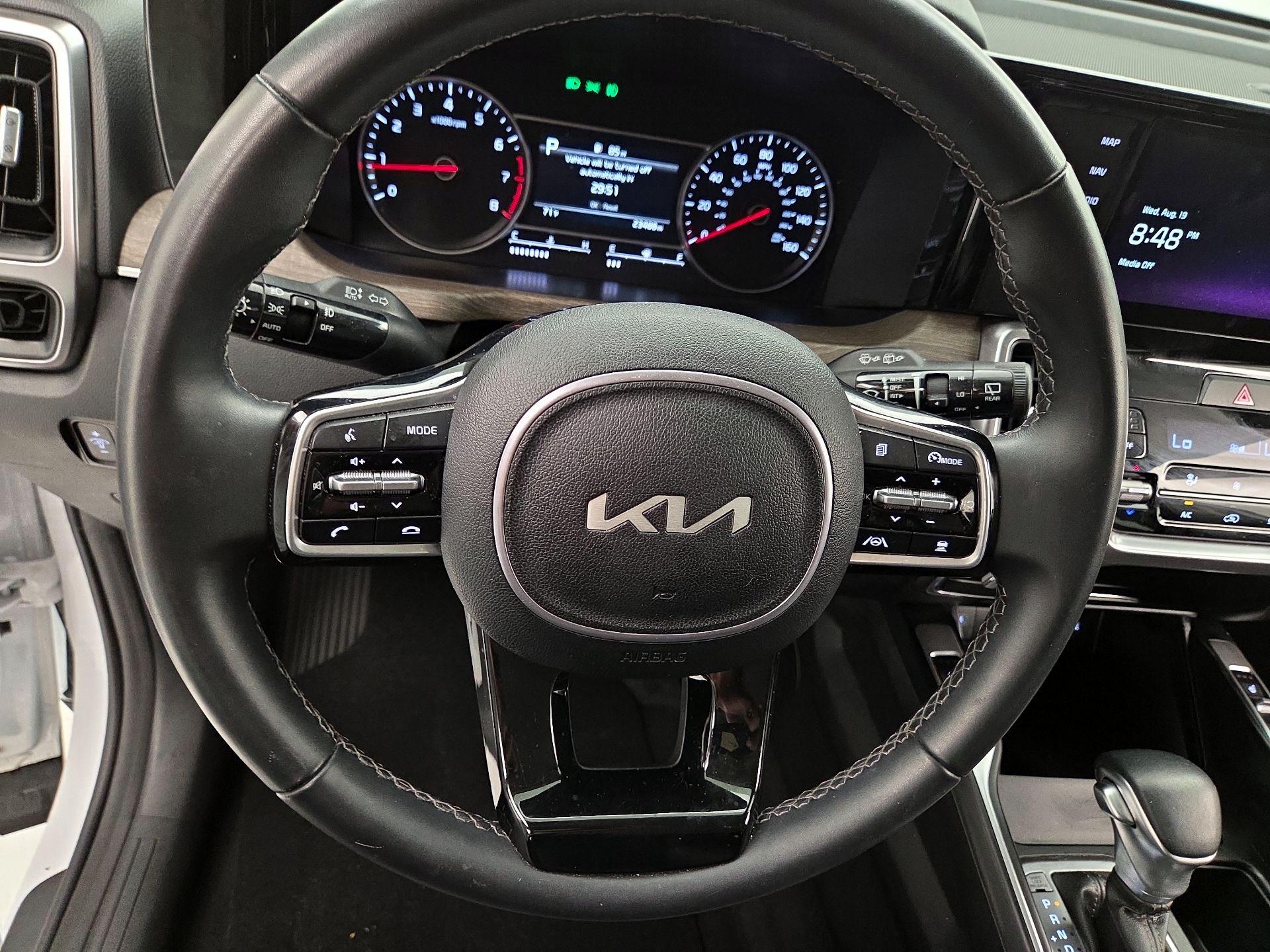 Thumbnail: 2023 Kia Sorento - 10