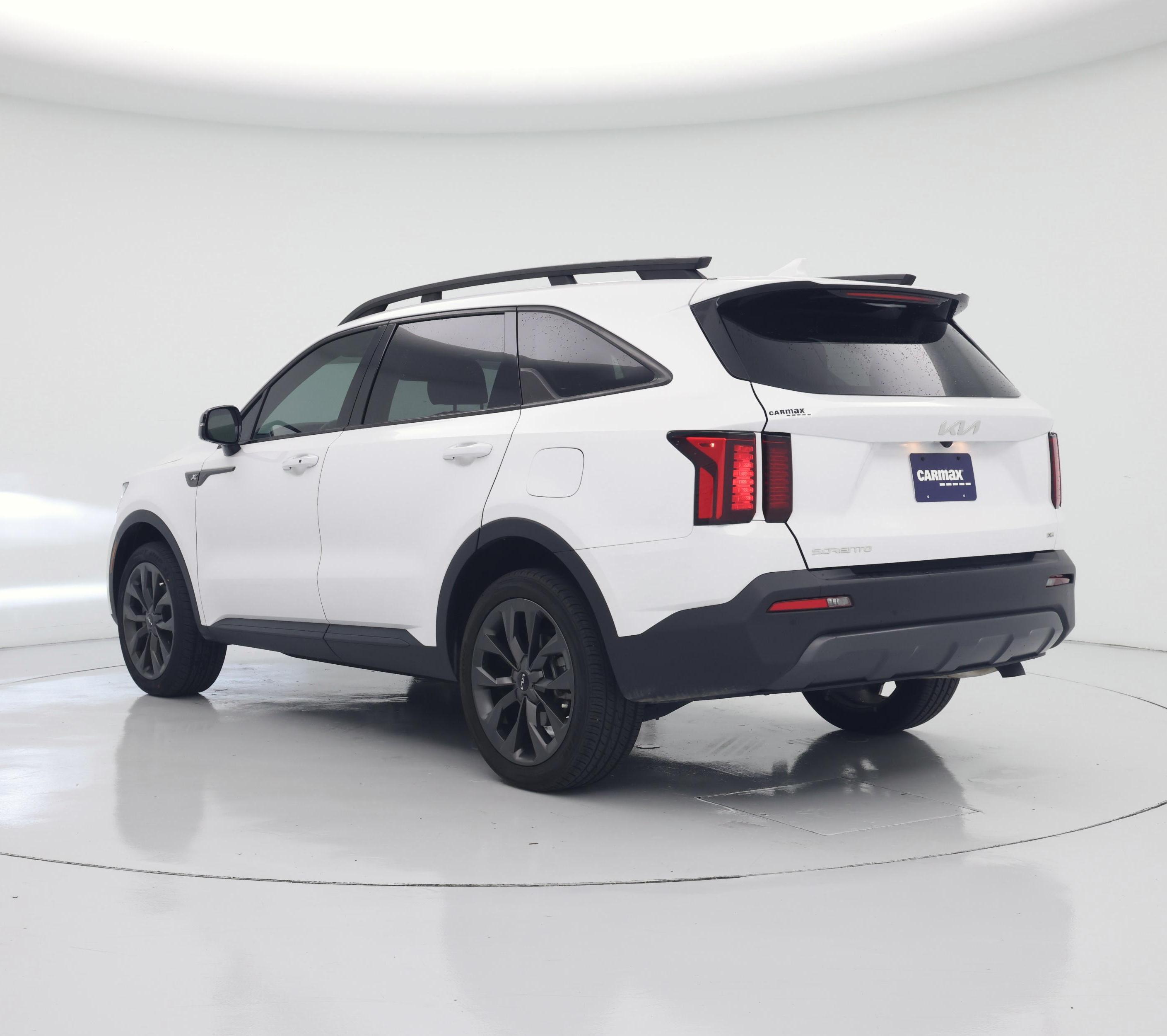 Thumbnail: 2023 Kia Sorento - 2