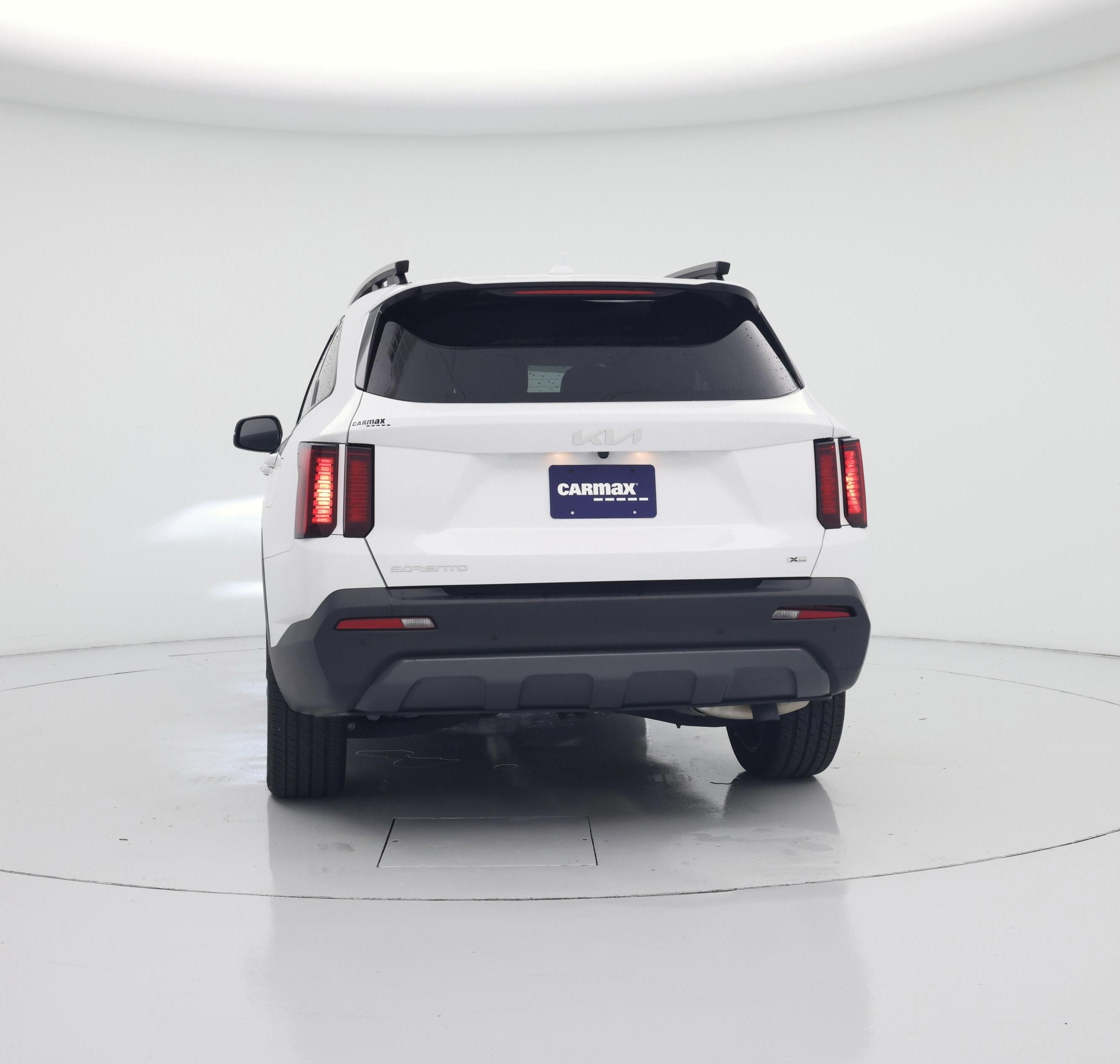 Thumbnail: 2023 Kia Sorento - 6