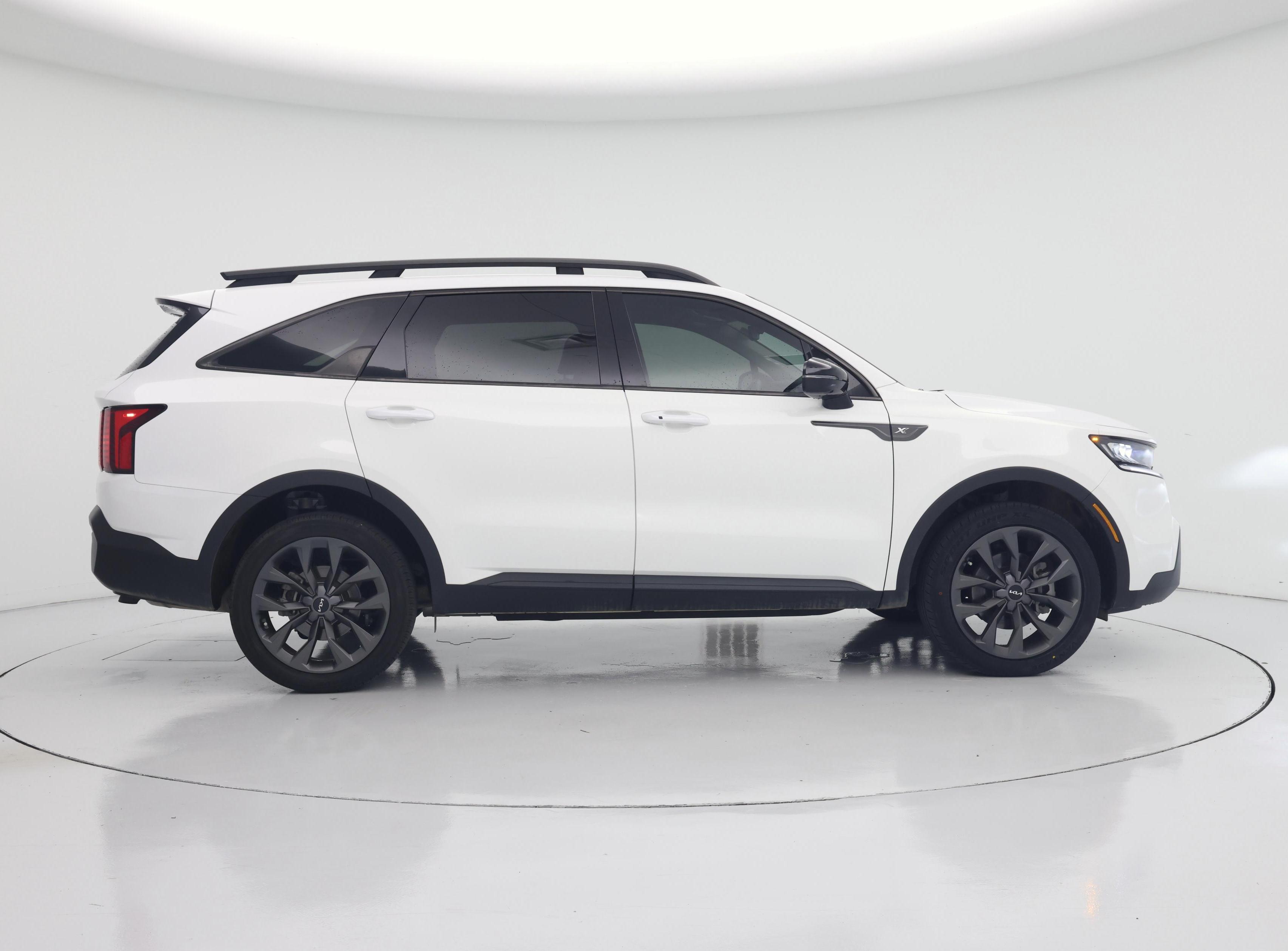 Thumbnail: 2023 Kia Sorento - 7