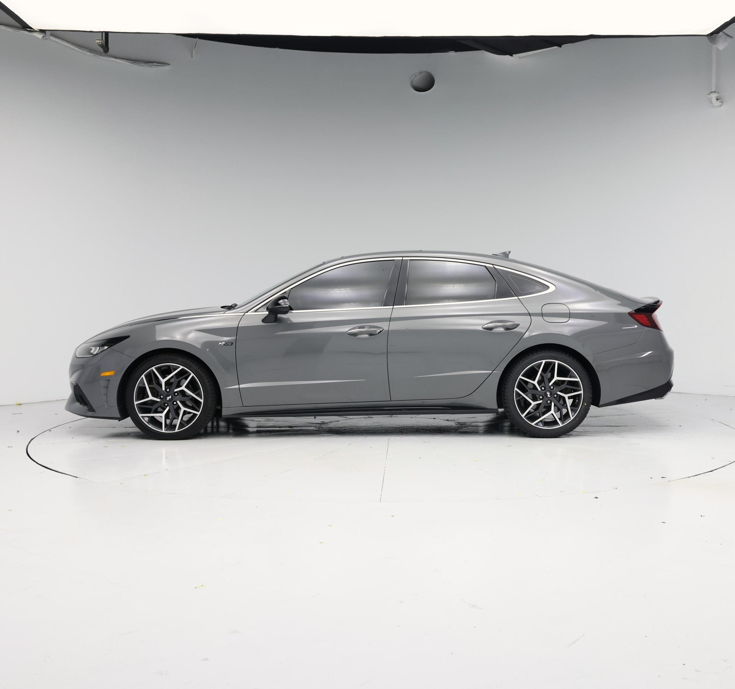 Thumbnail: 2023 Hyundai Sonata - 3