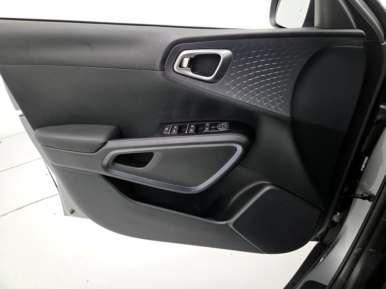 2025 Kia Soul EX - Photo 13