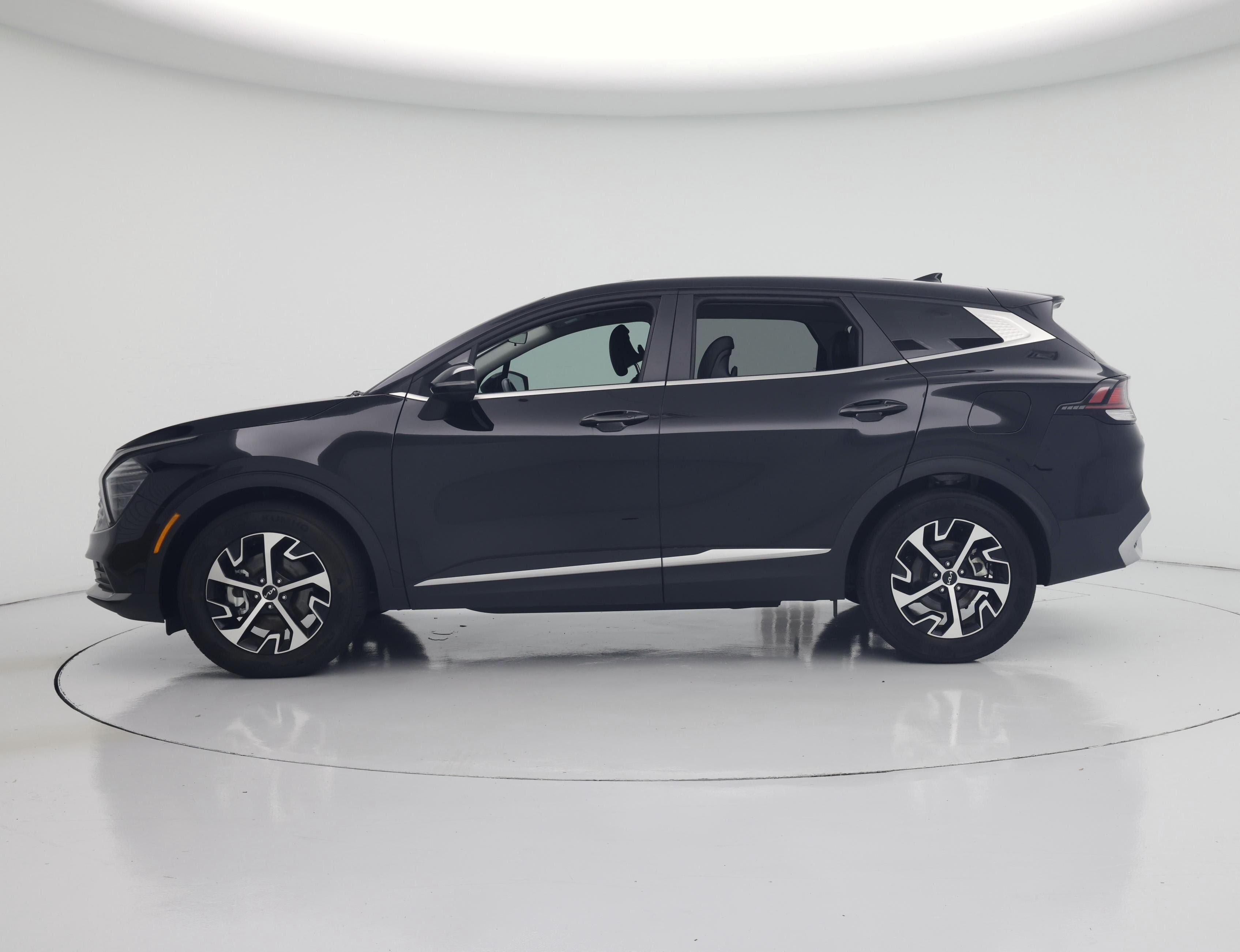Thumbnail: 2025 Kia Sportage - 3