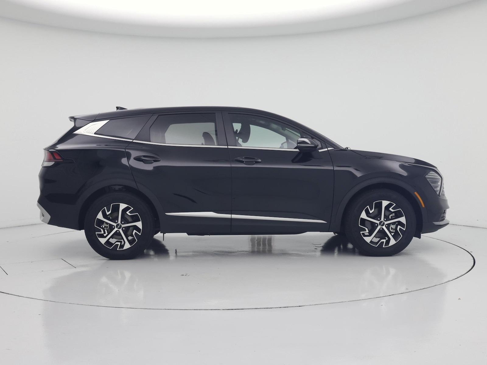 2025 Kia Sportage EX - Photo 8