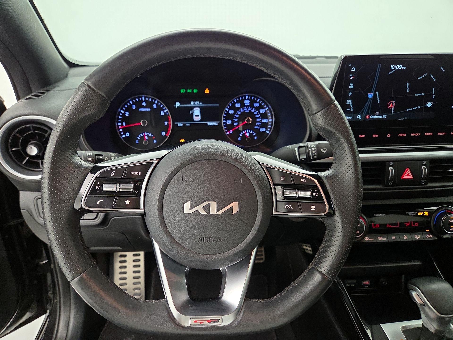 Thumbnail: 2024 Kia Forte - 10