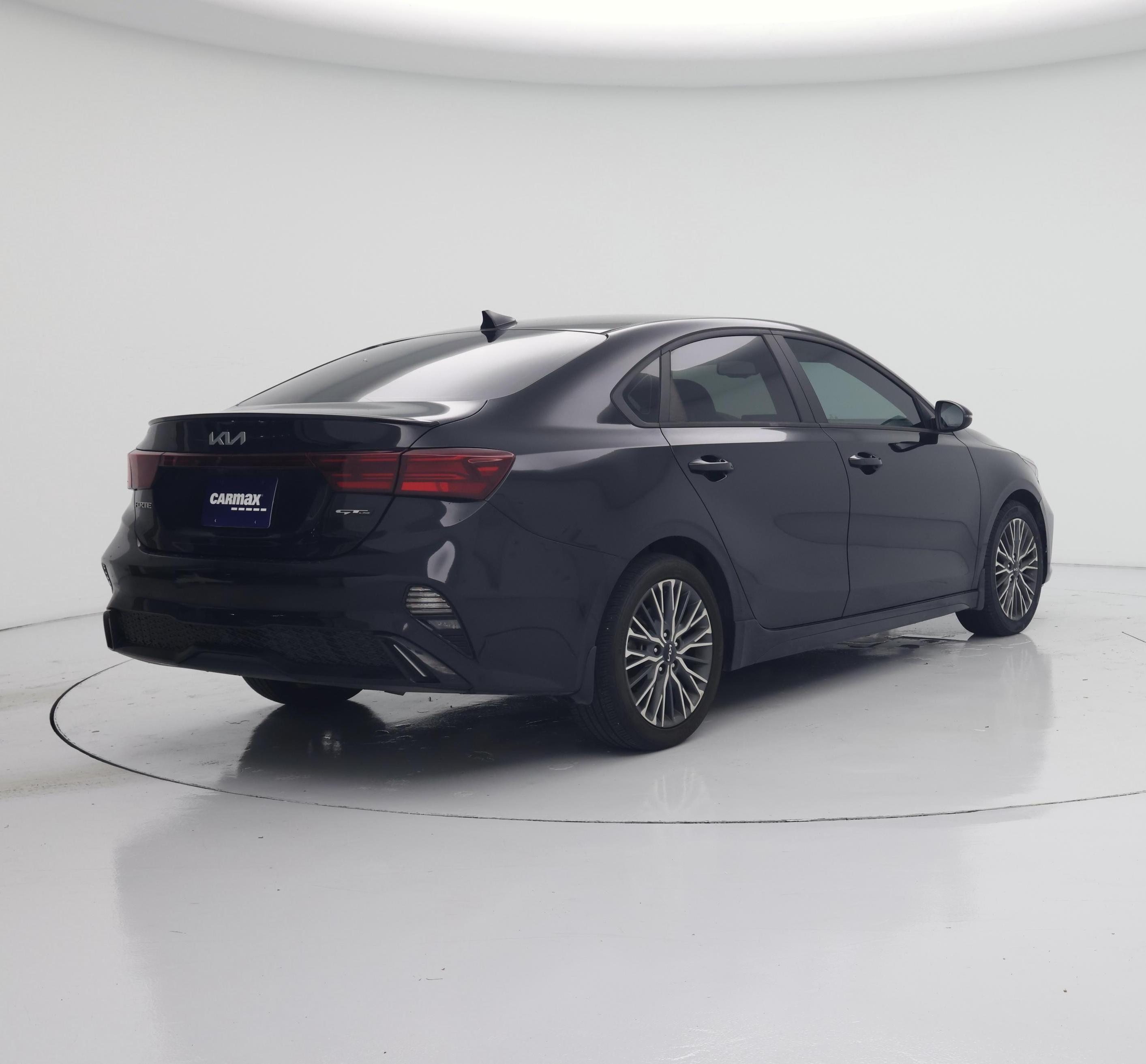 Thumbnail: 2024 Kia Forte - 8