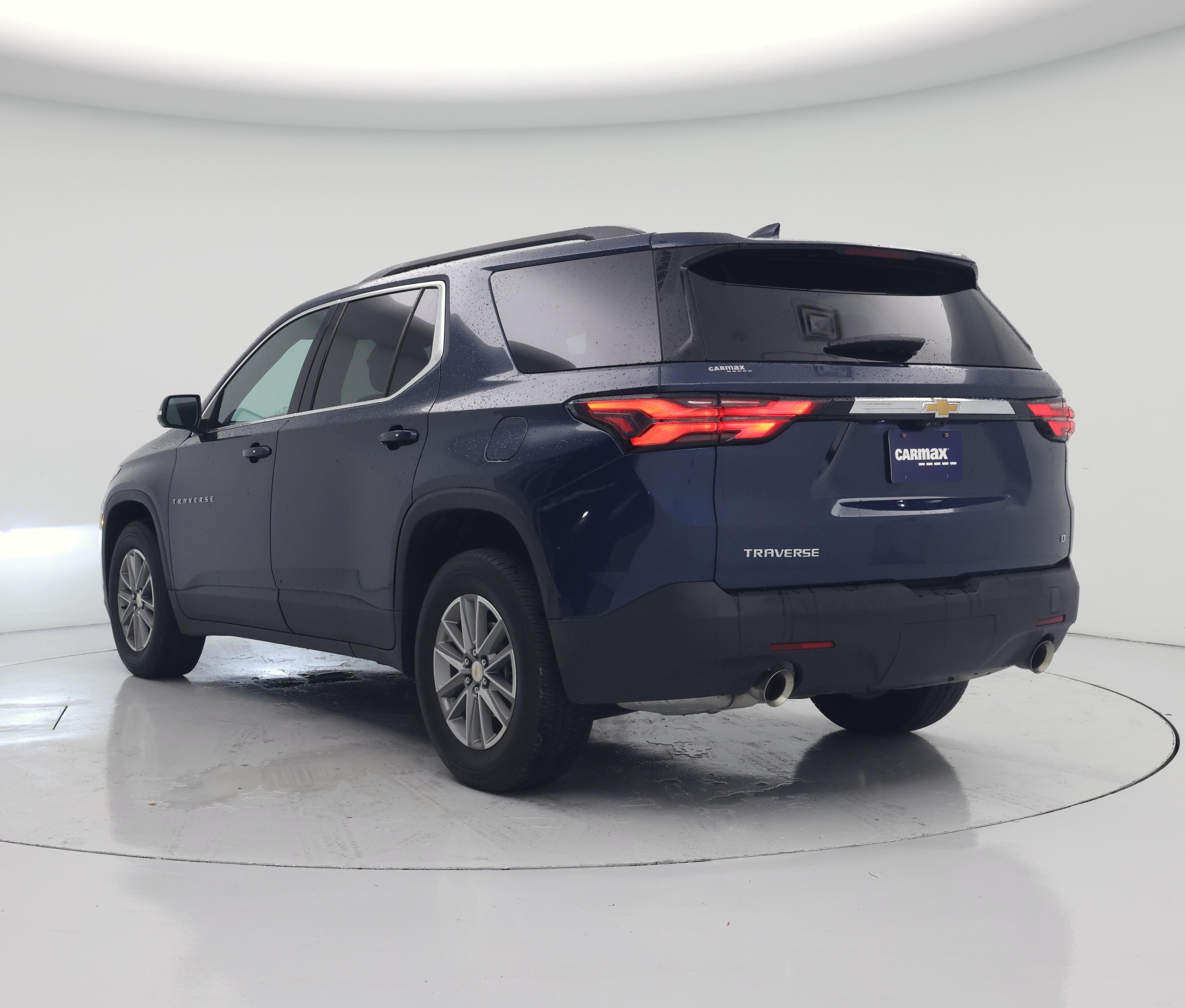 Thumbnail: 2023 Chevrolet Traverse - 2