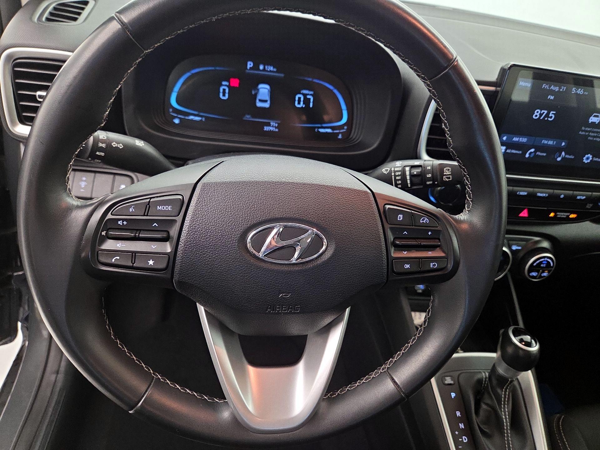 Thumbnail: 2024 Hyundai Venue - 10