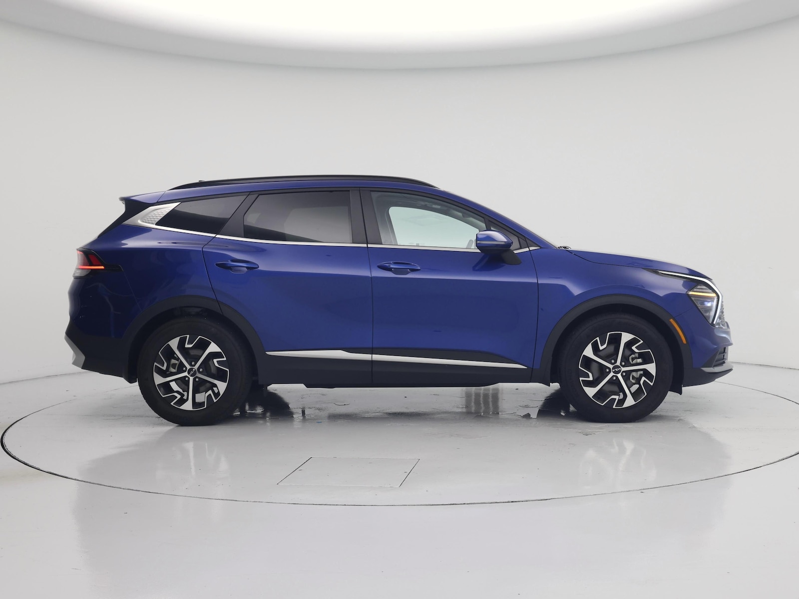 2025 Kia Sportage EX - Photo 8