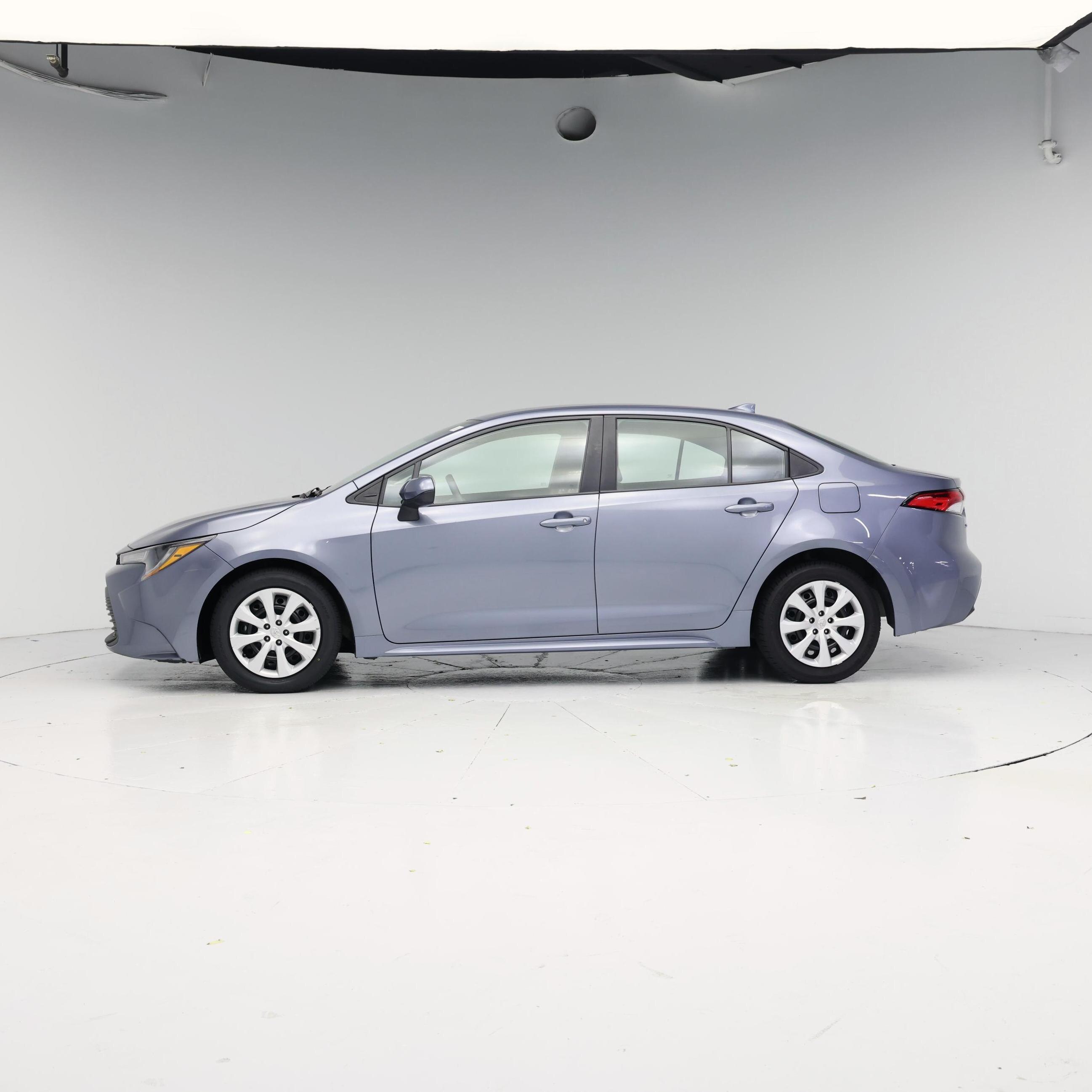 Thumbnail: 2024 Toyota Corolla - 3