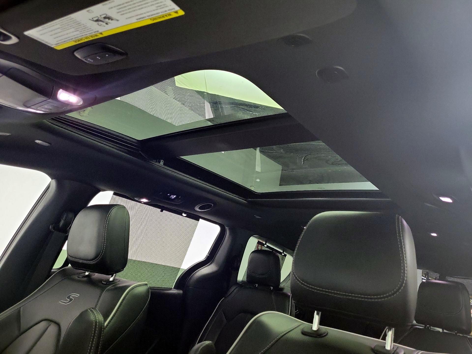 Thumbnail: 2025 Chrysler Pacifica - 20