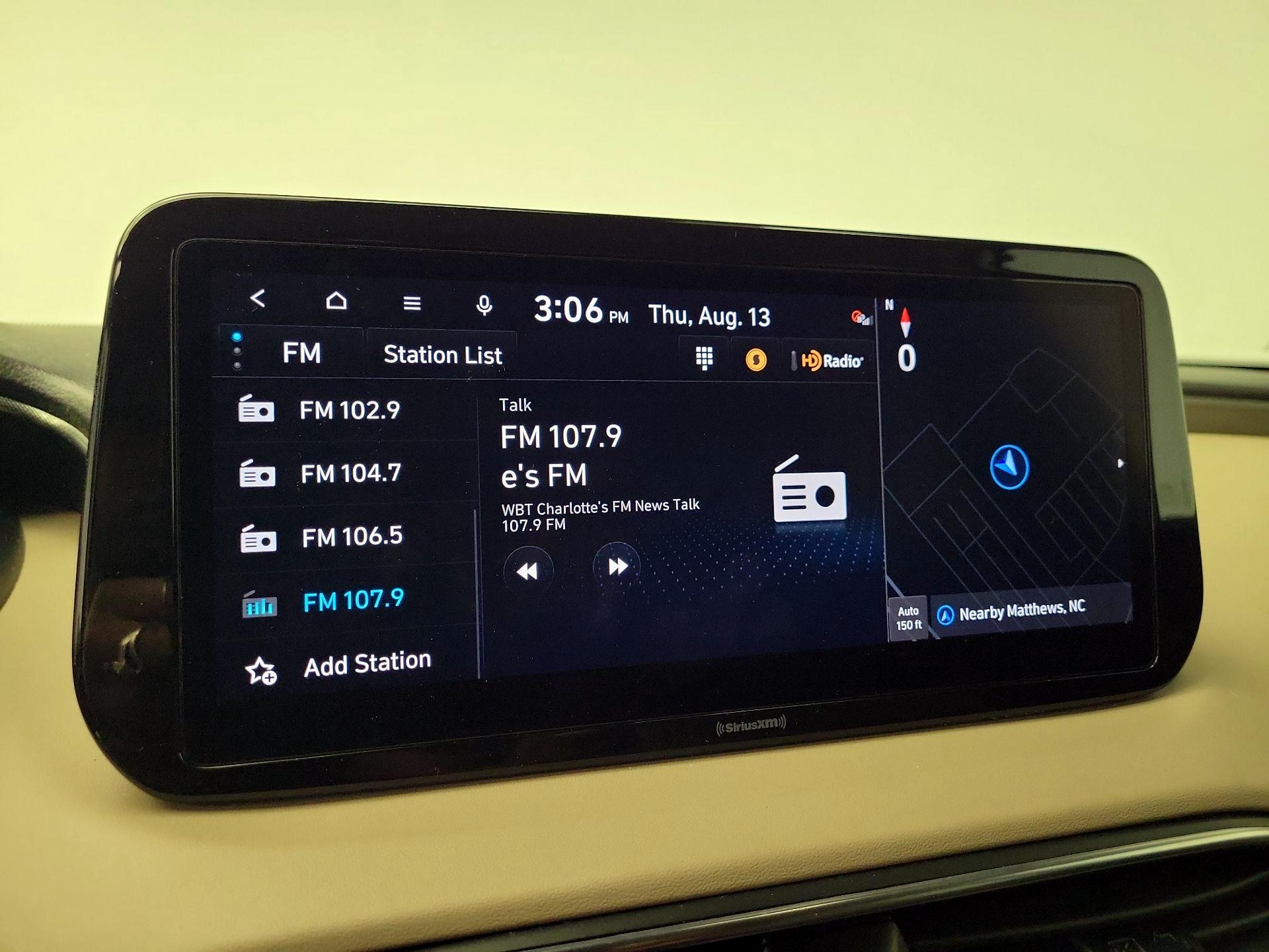 Thumbnail: 2023 Hyundai Santa Fe - 16