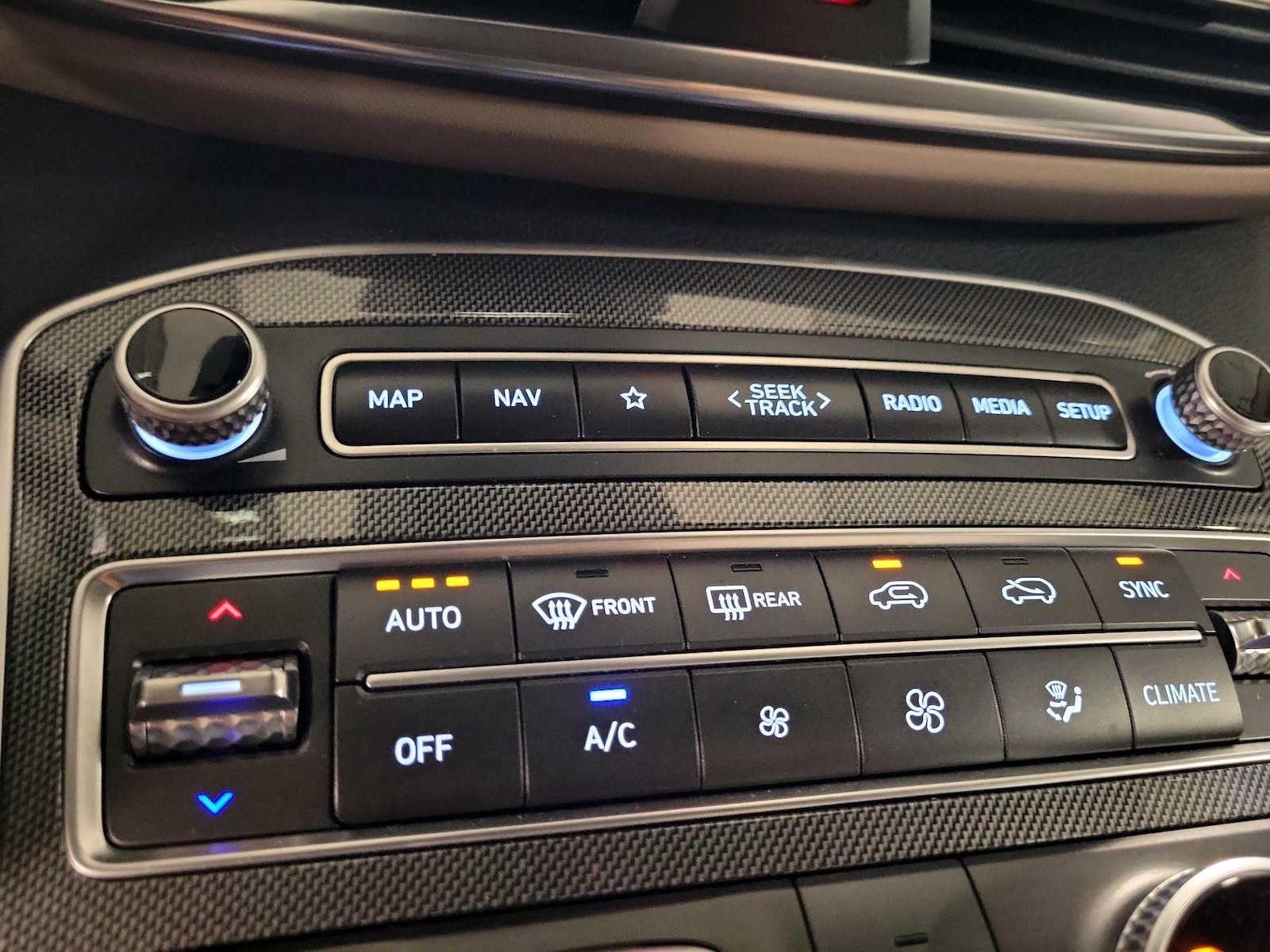 2023 Hyundai Santa Fe SEL - Photo 18