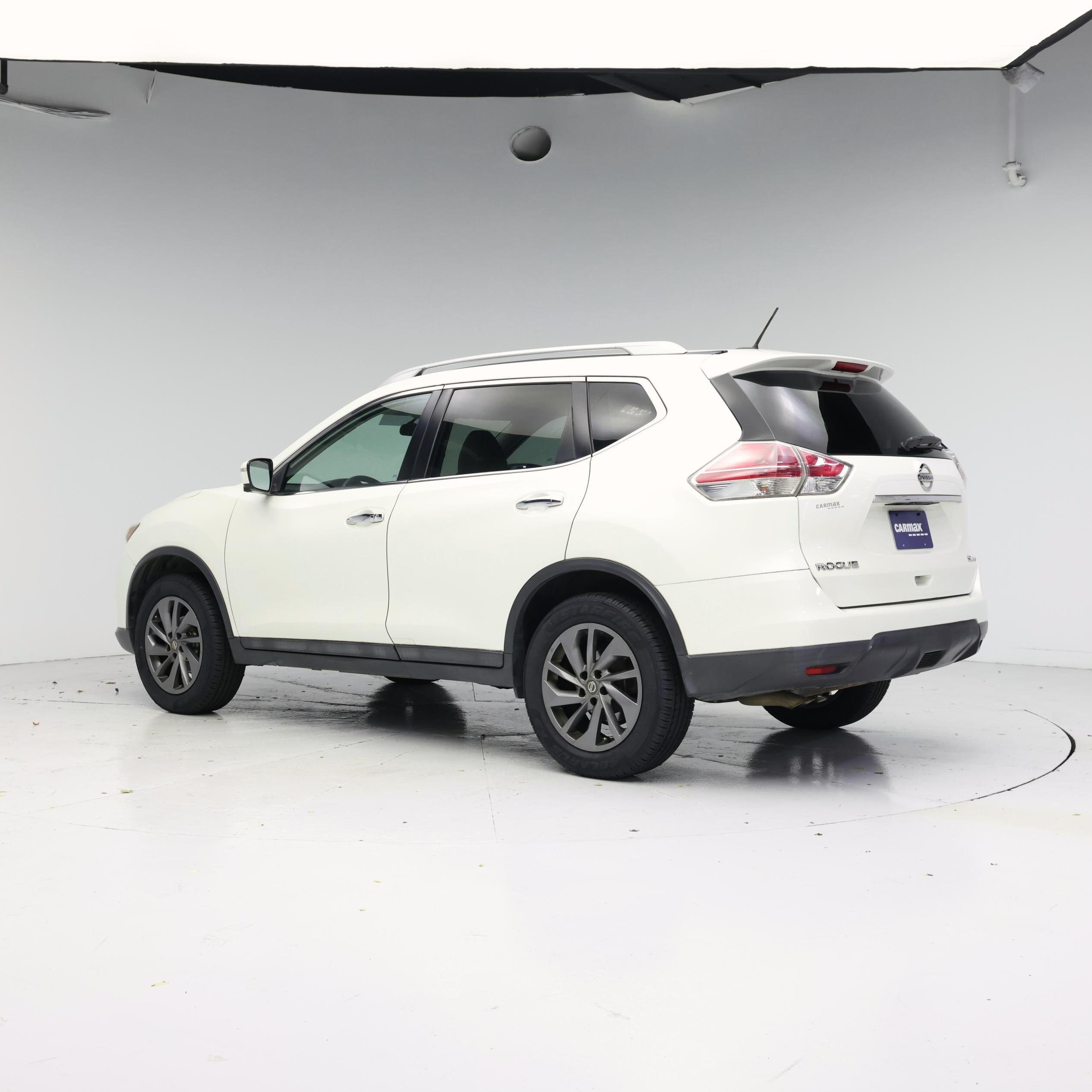 Thumbnail: 2016 Nissan Rogue - 2