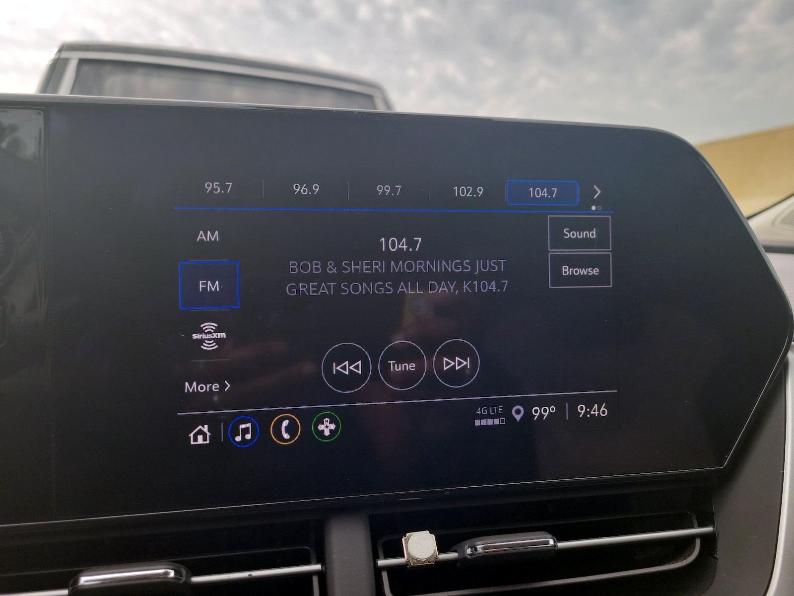 2024 Chevrolet Trax LS - Photo 16