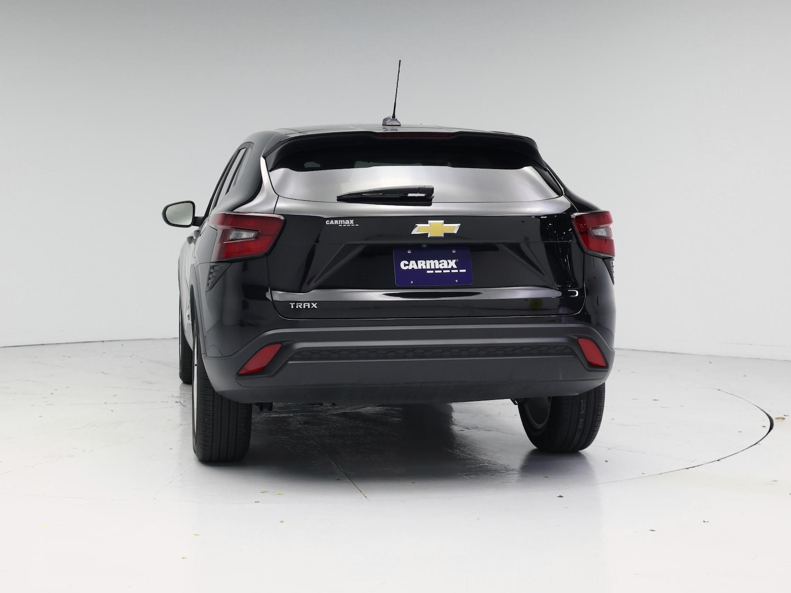 2024 Chevrolet Trax LS - Photo 7