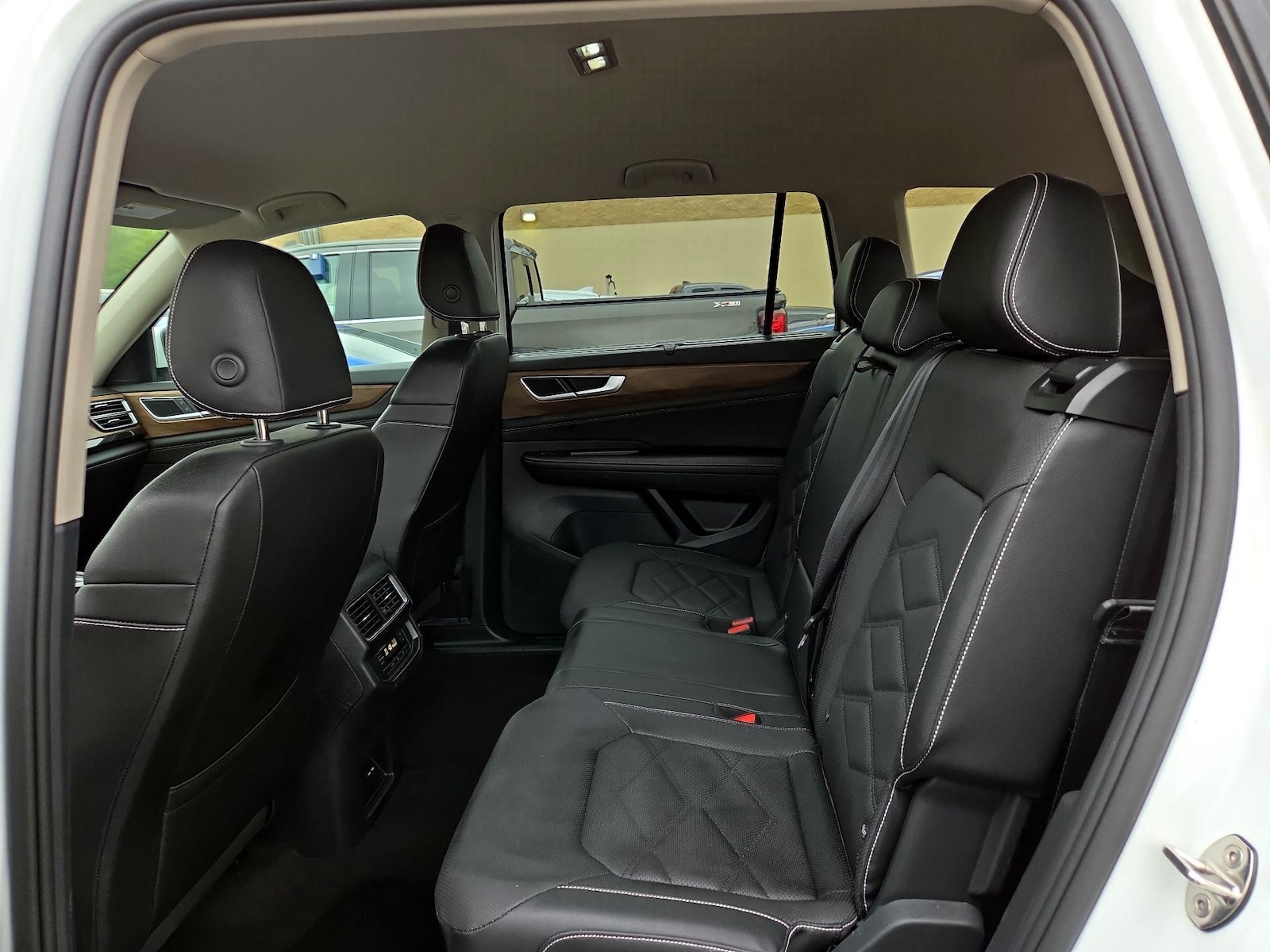 Rear Air Conditioning