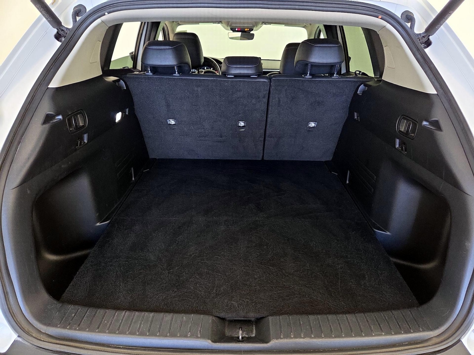 2025 Mazda CX-50 Premium - Photo 21