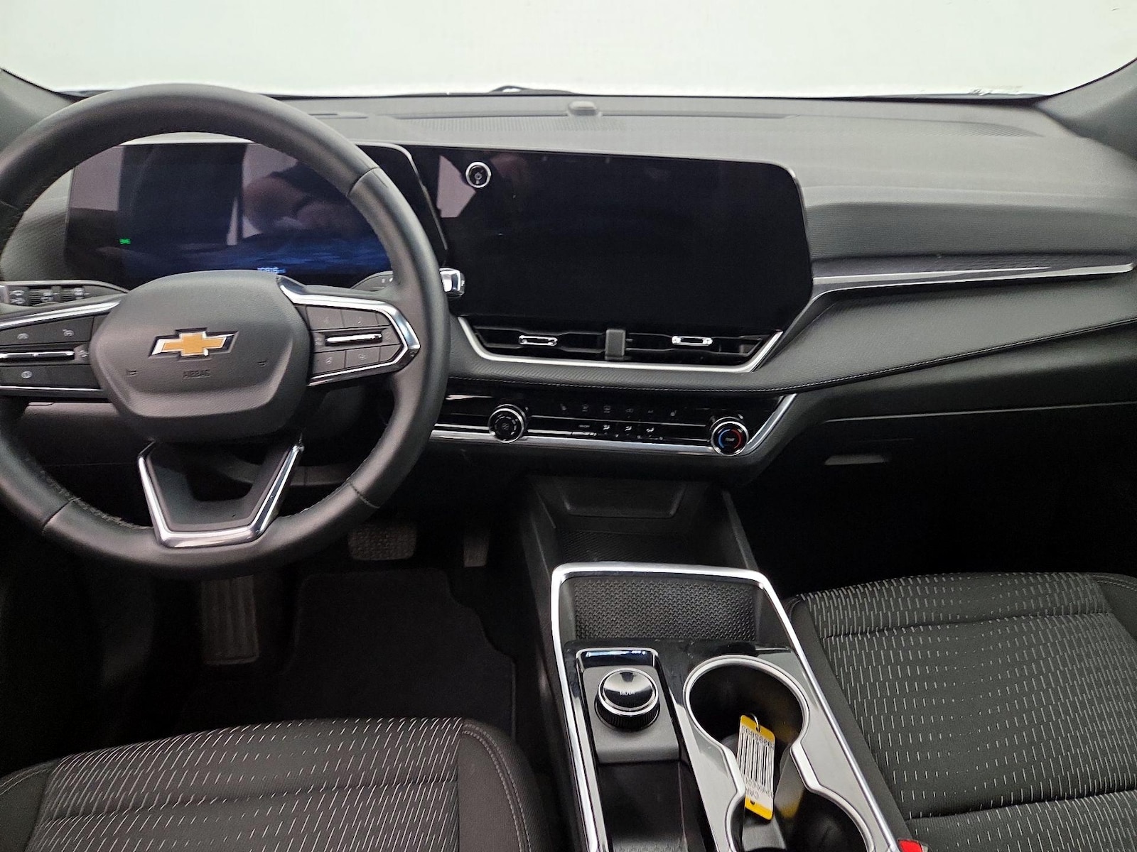 2026 Chevrolet Equinox LT - Photo 10