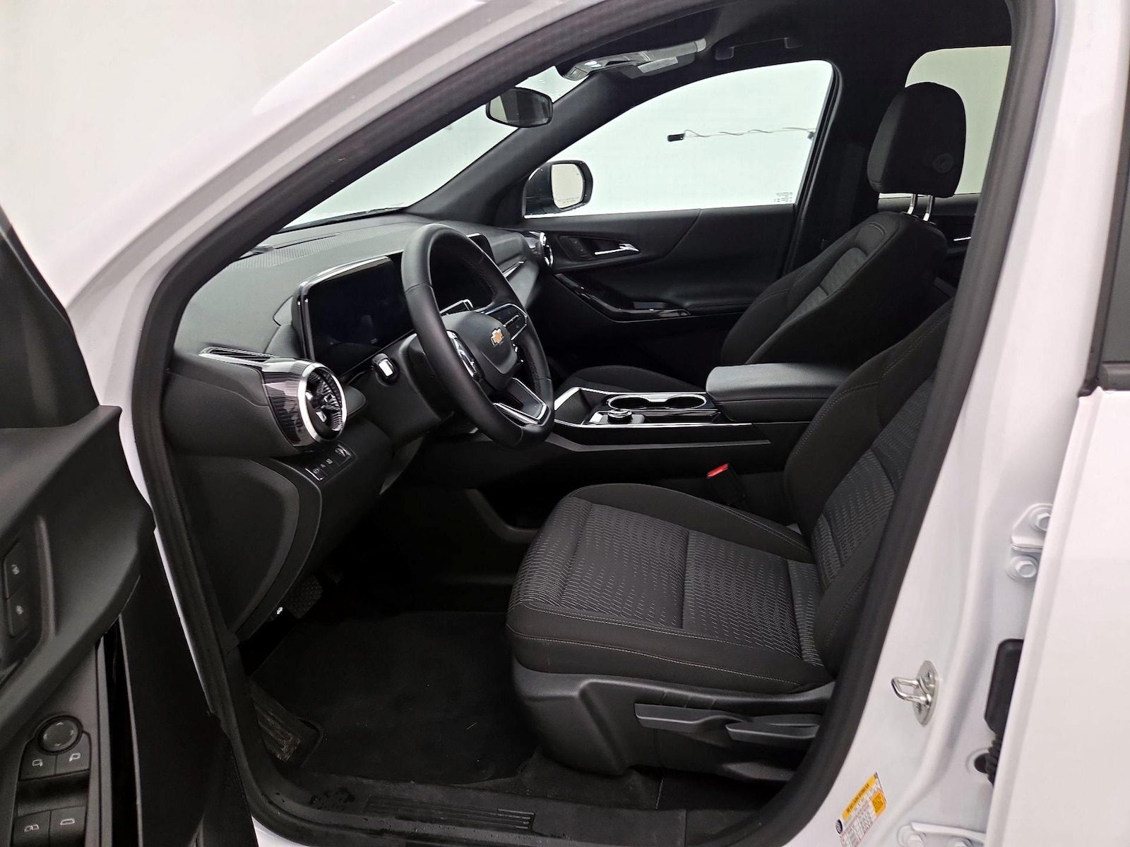 2026 Chevrolet Equinox LT - Photo 12
