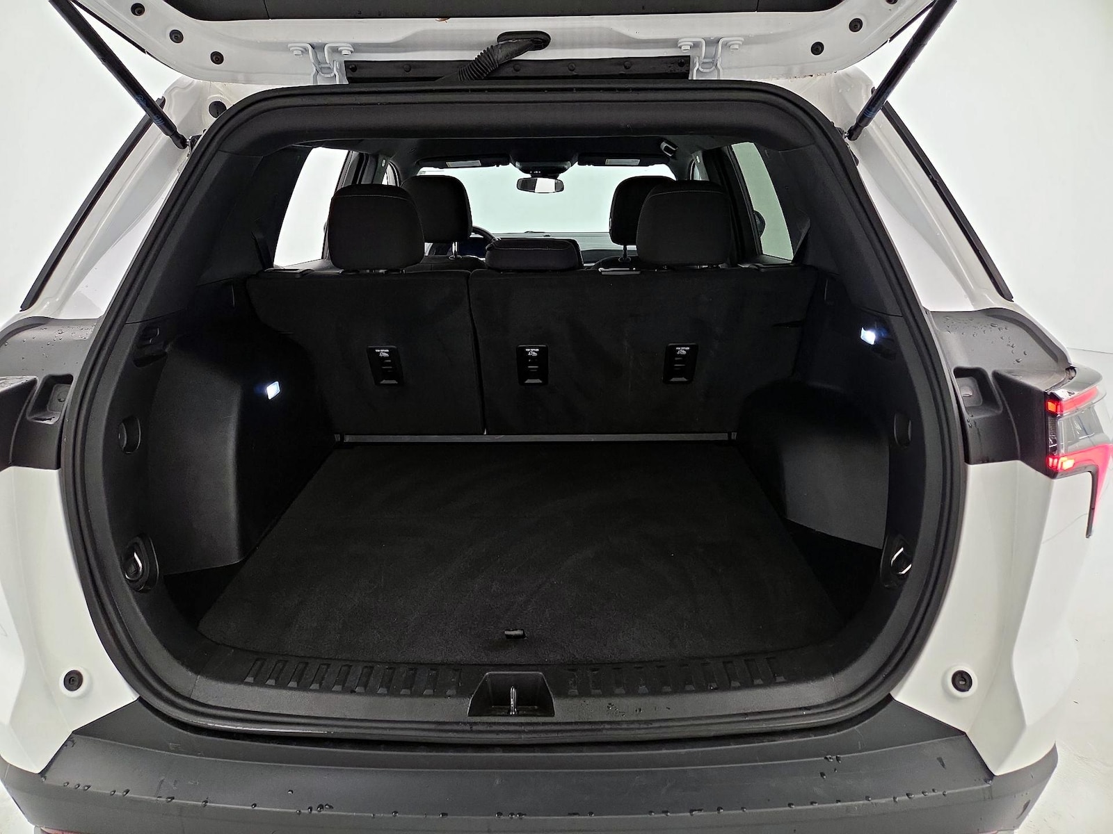 2026 Chevrolet Equinox LT - Photo 22