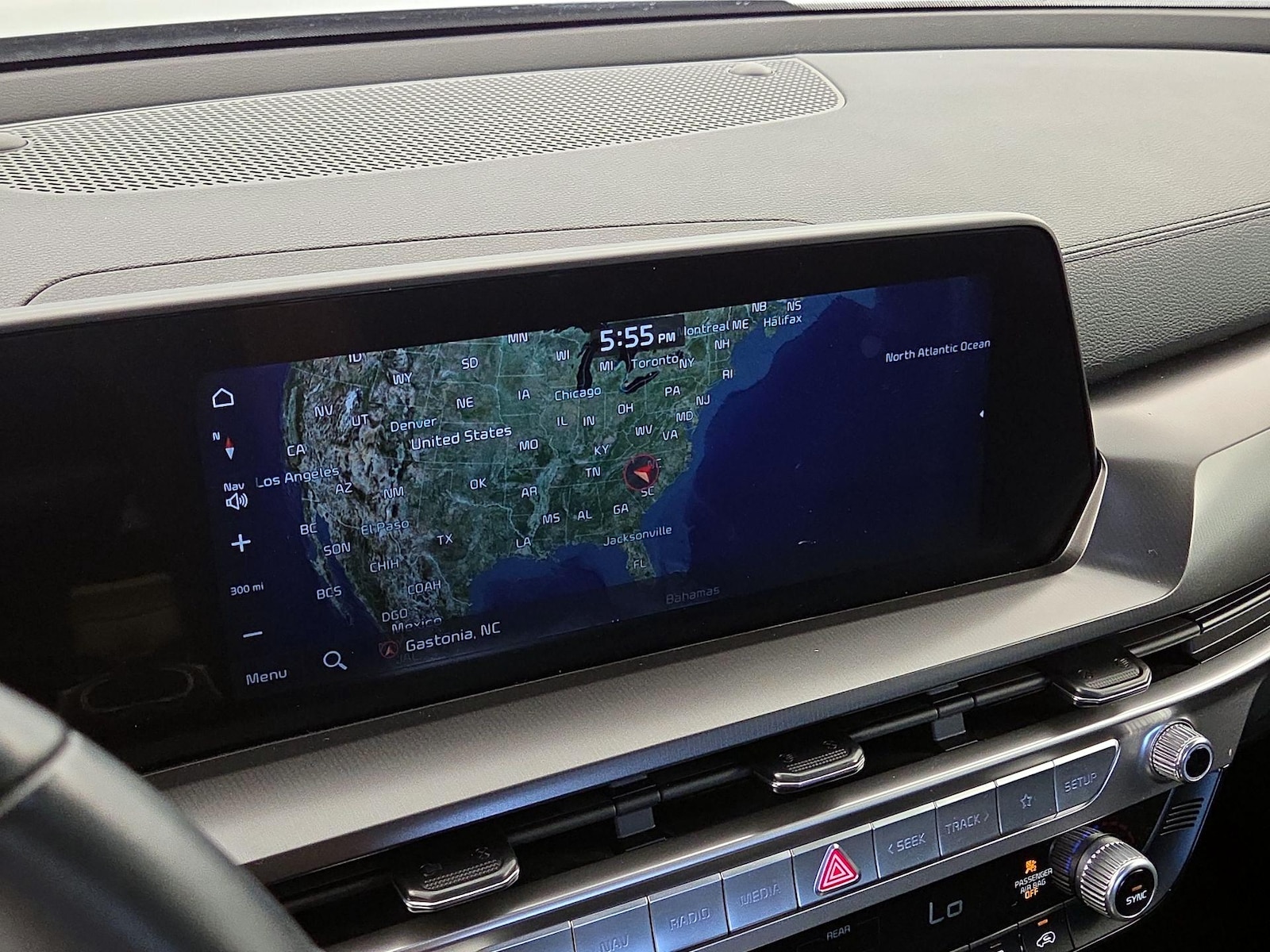 2025 Kia Telluride S - Photo 15