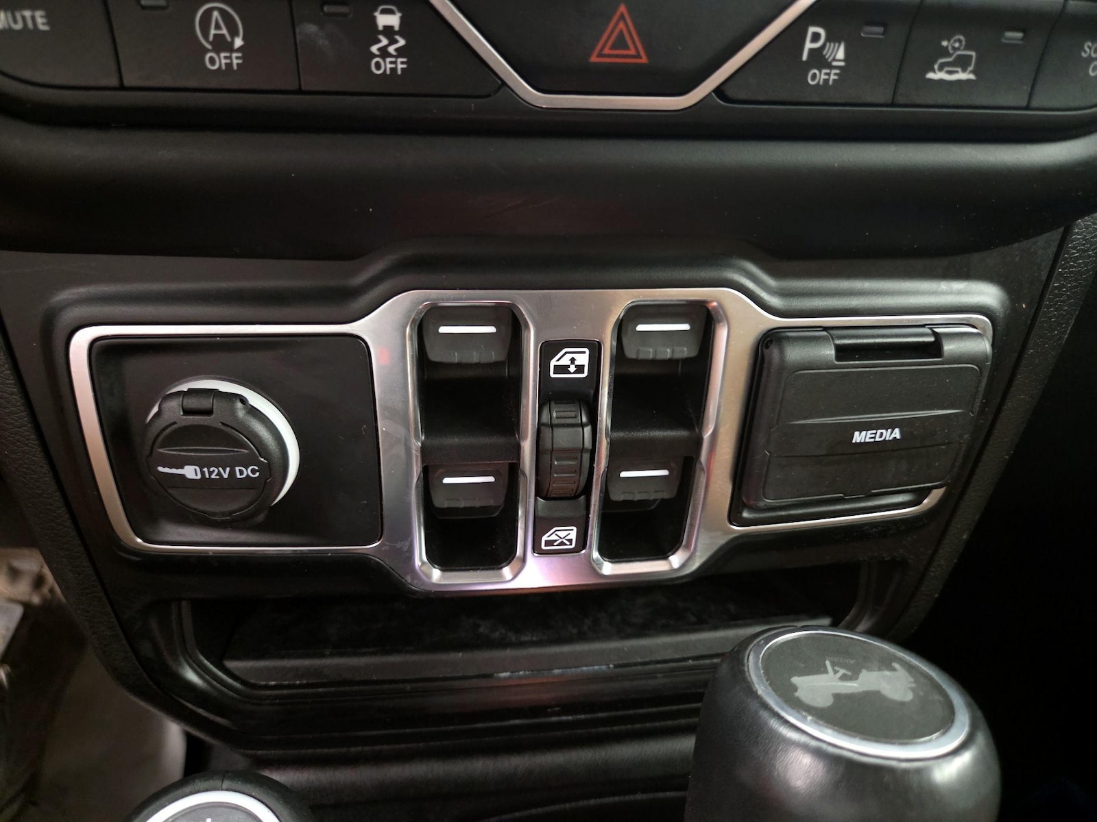 2021 Jeep Wrangler Unlimited Sahara - Photo 19