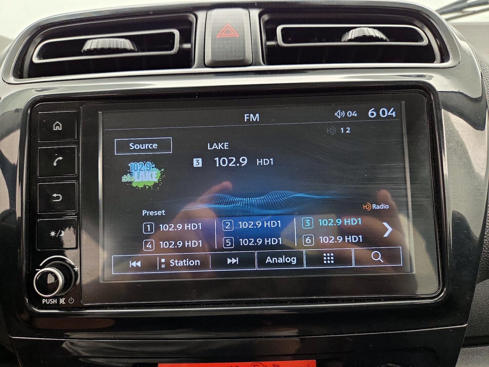 2024 Mitsubishi Mirage ES - Photo 16