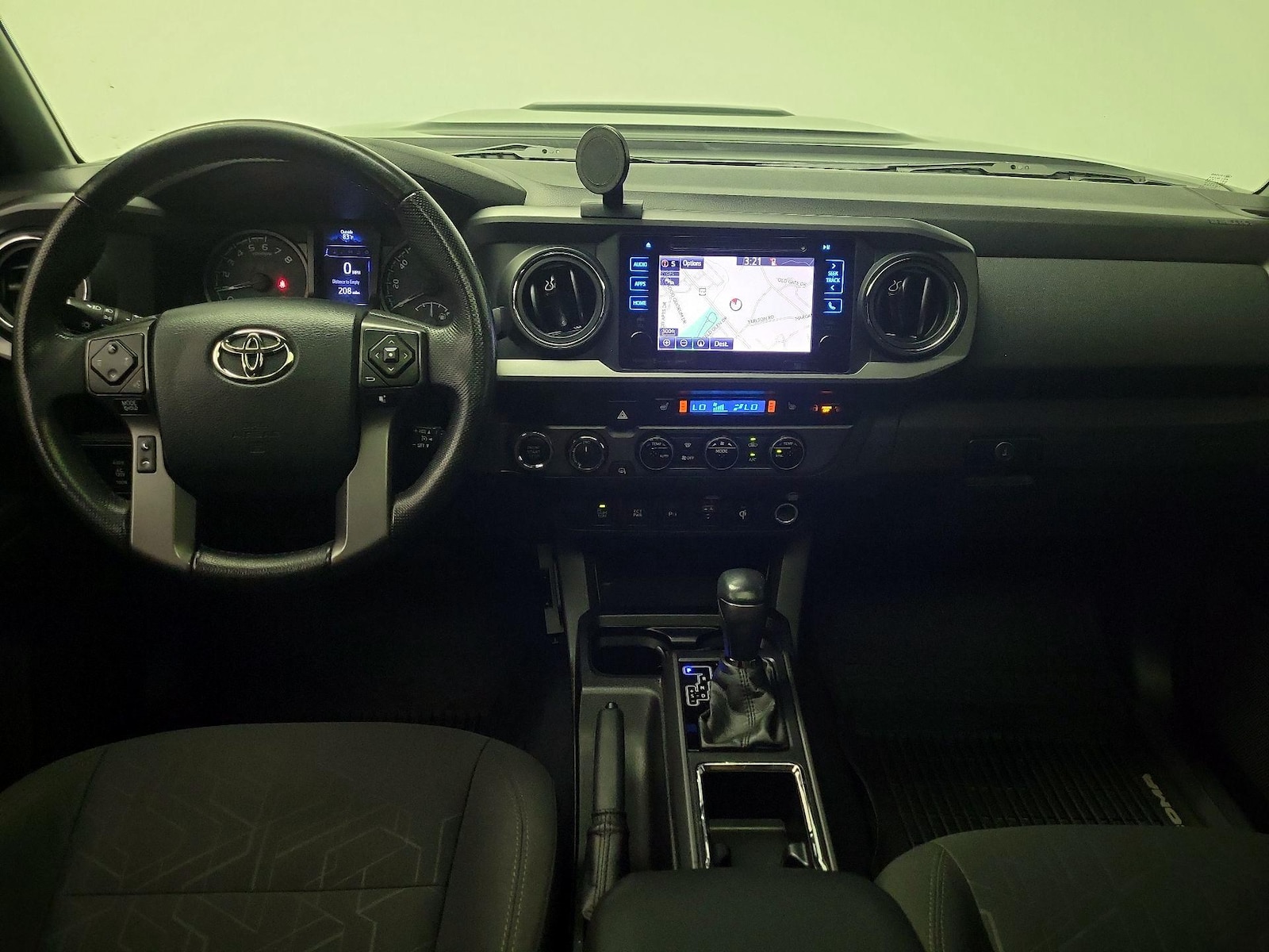 2016 Toyota Tacoma TRD Sport - Photo 10