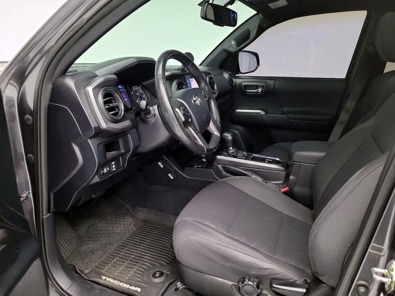 2016 Toyota Tacoma TRD Sport - Photo 12
