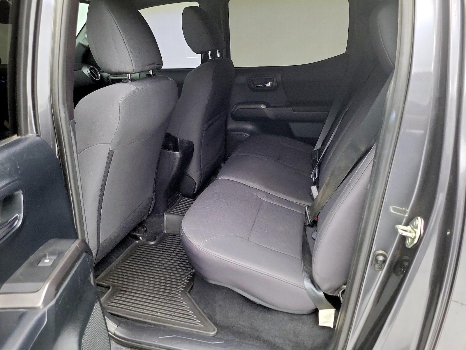 2016 Toyota Tacoma TRD Sport - Photo 22