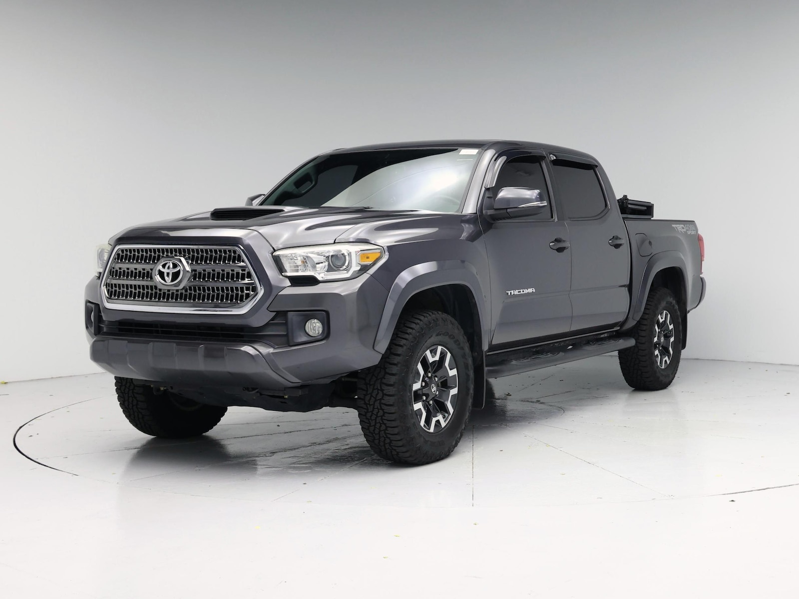 2016 Toyota Tacoma TRD Sport - Photo 5