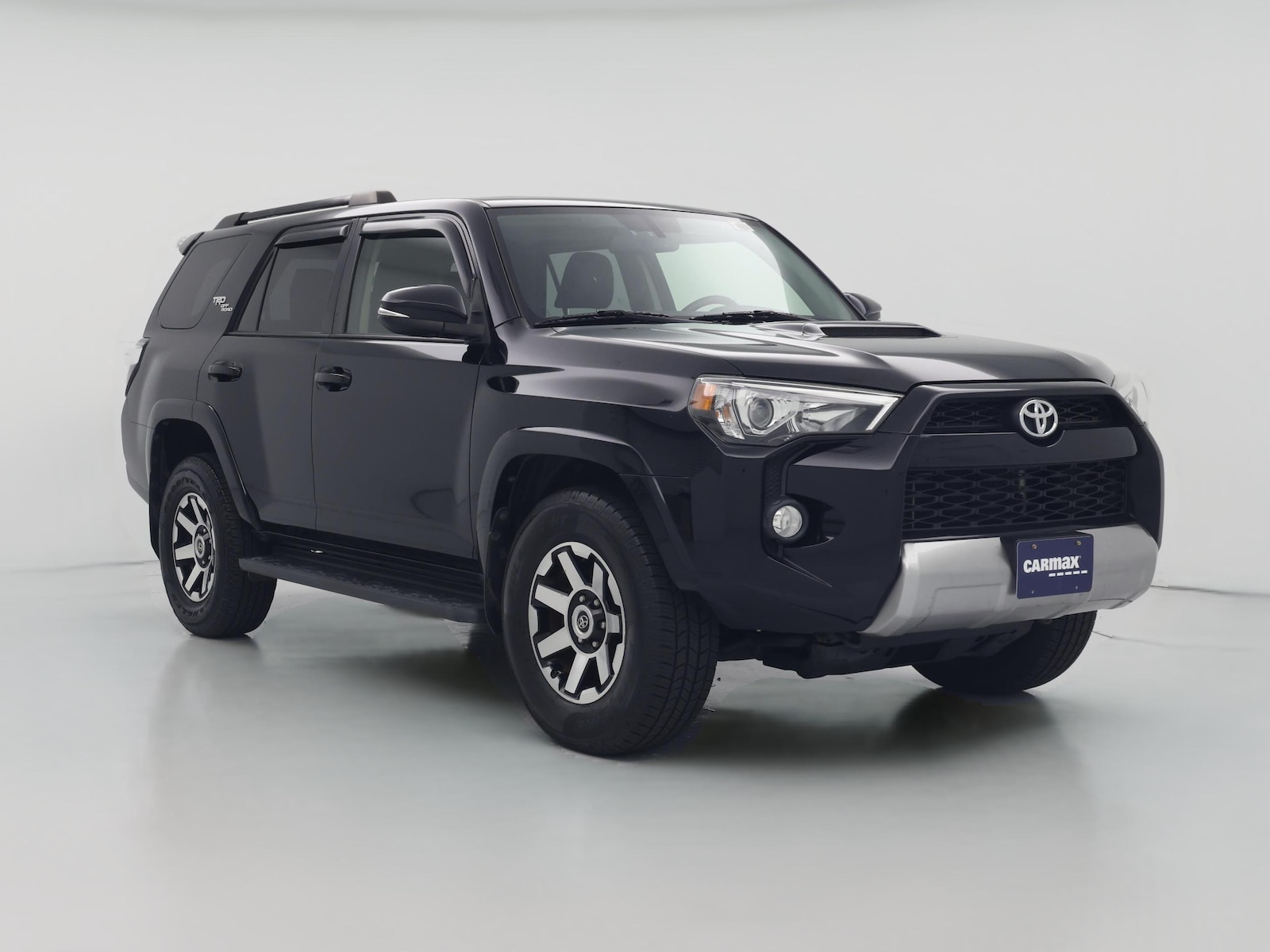Heated Mirrors & Tow Hitch