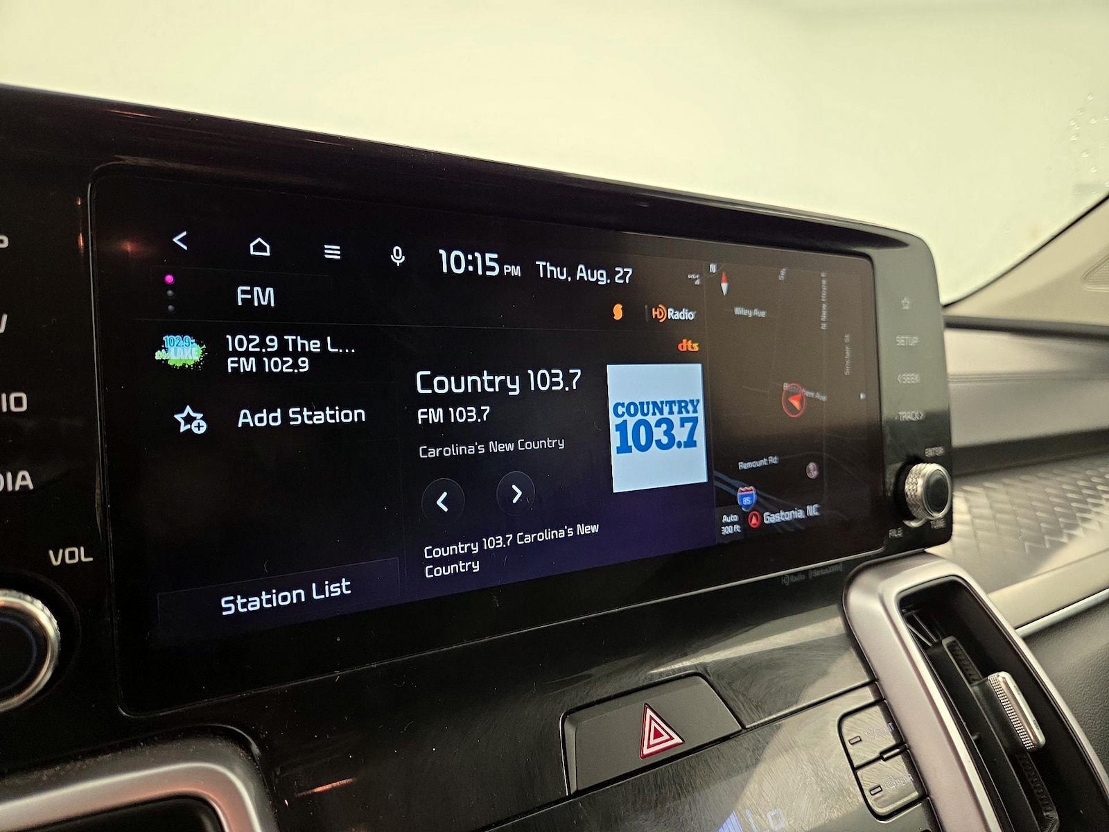 2023 Kia Sorento EX Hybrid - Photo 17