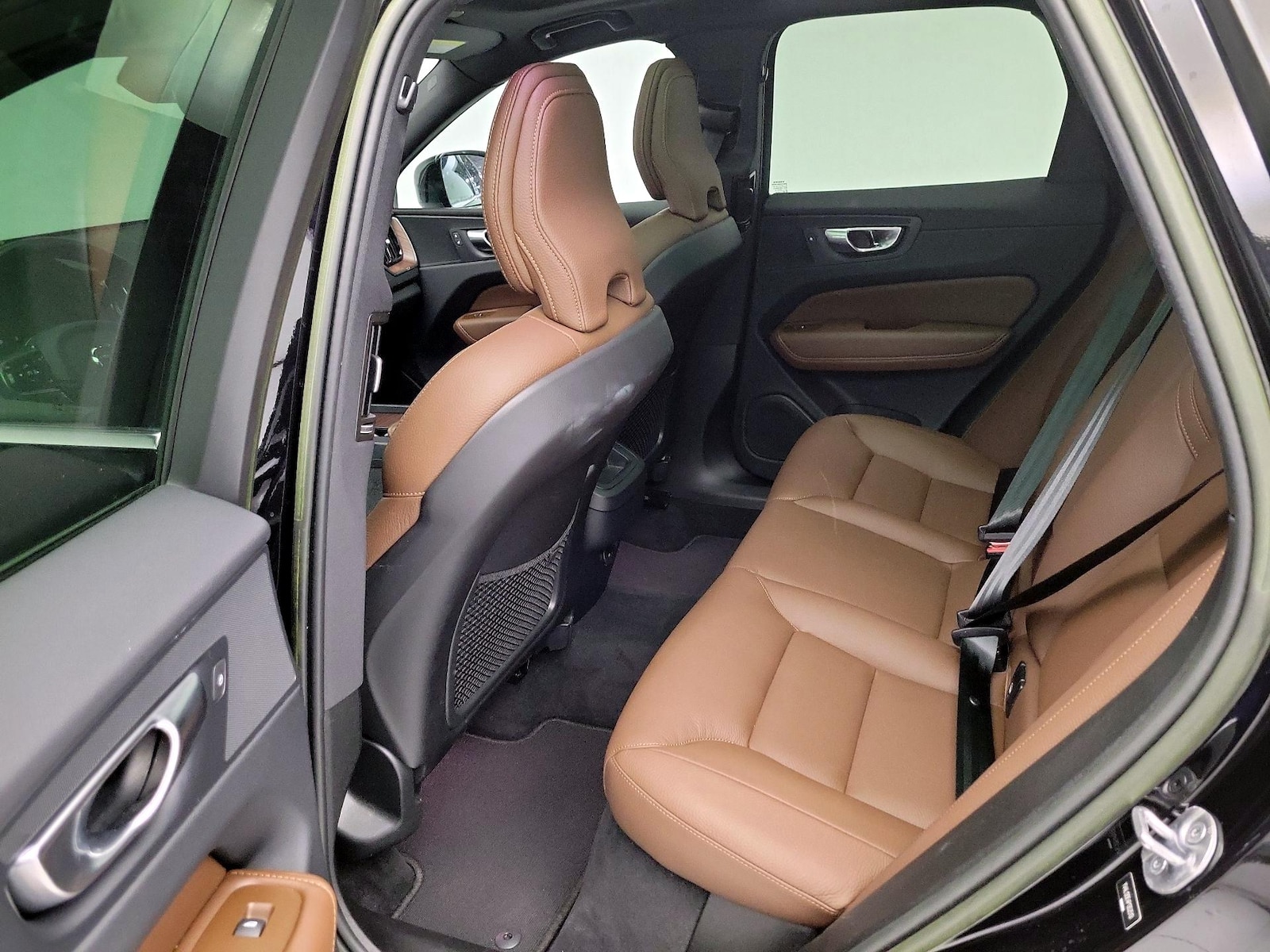2023 Volvo XC60 Plus - Photo 21