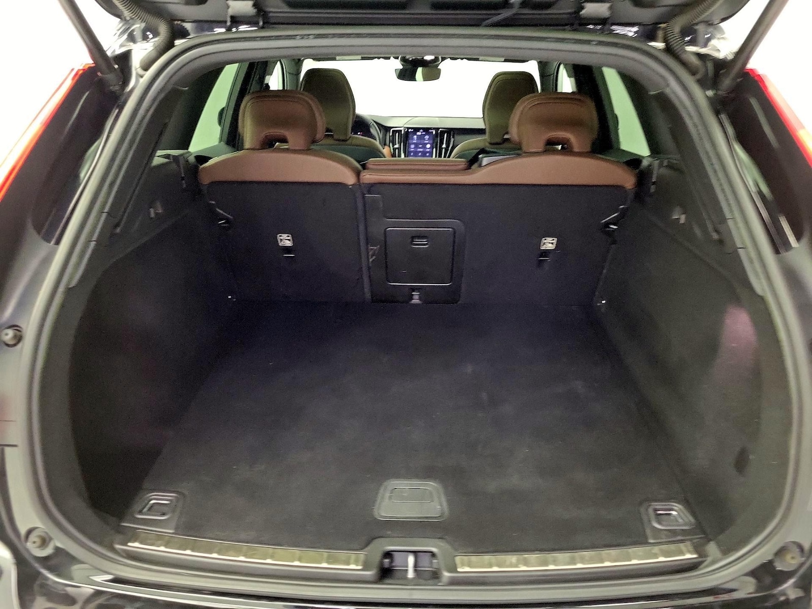 2023 Volvo XC60 Plus - Photo 22