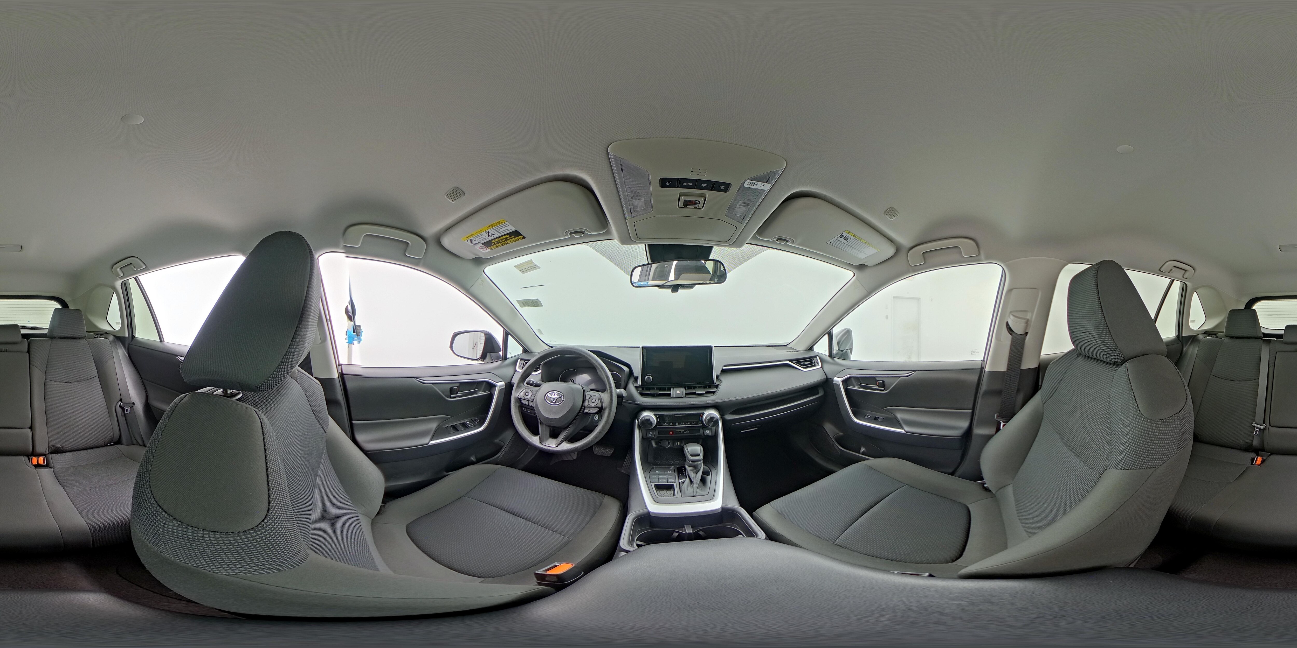 2025 Toyota RAV4 LE - Photo 24