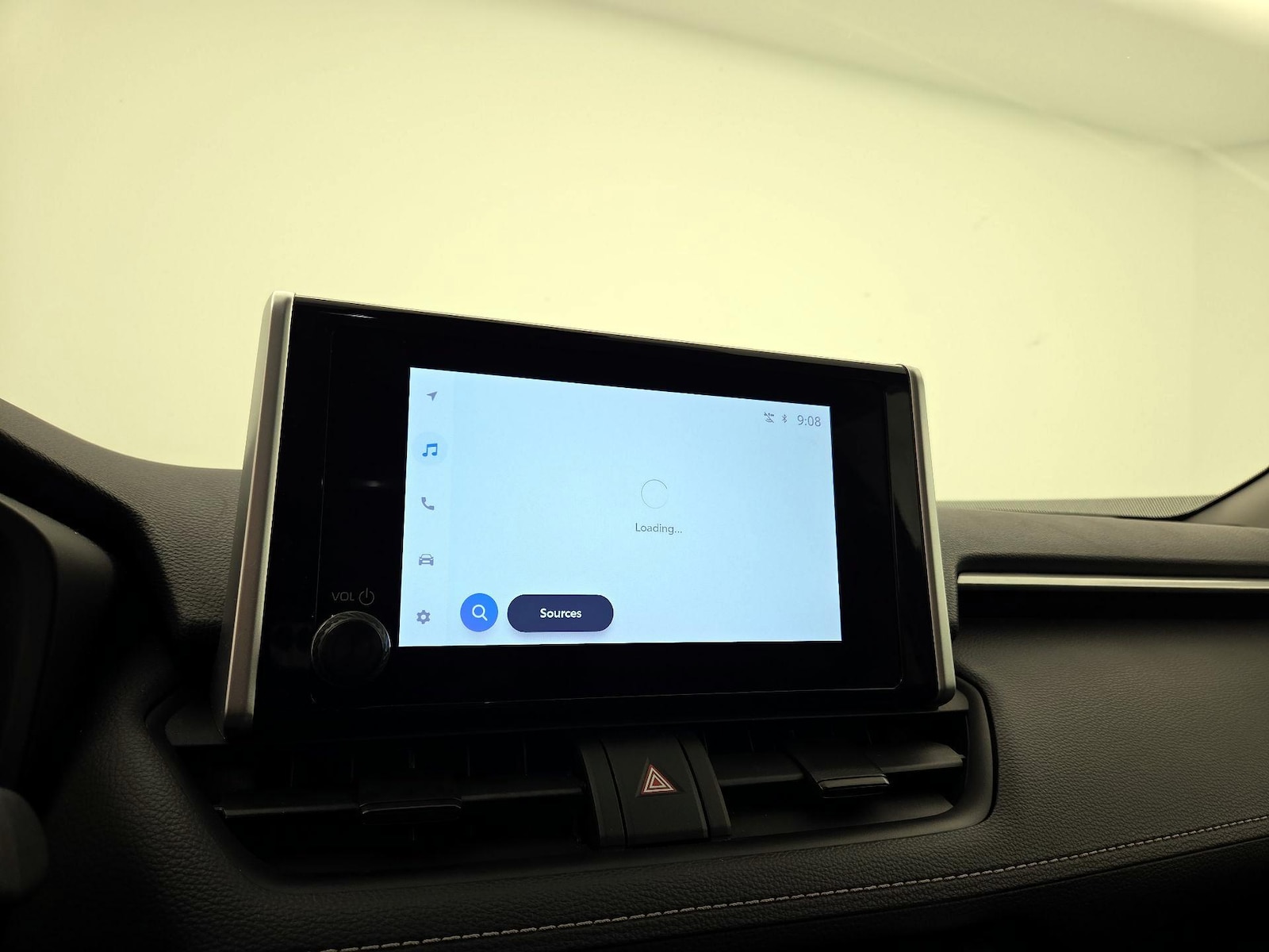 2025 Toyota RAV4 LE - Photo 16