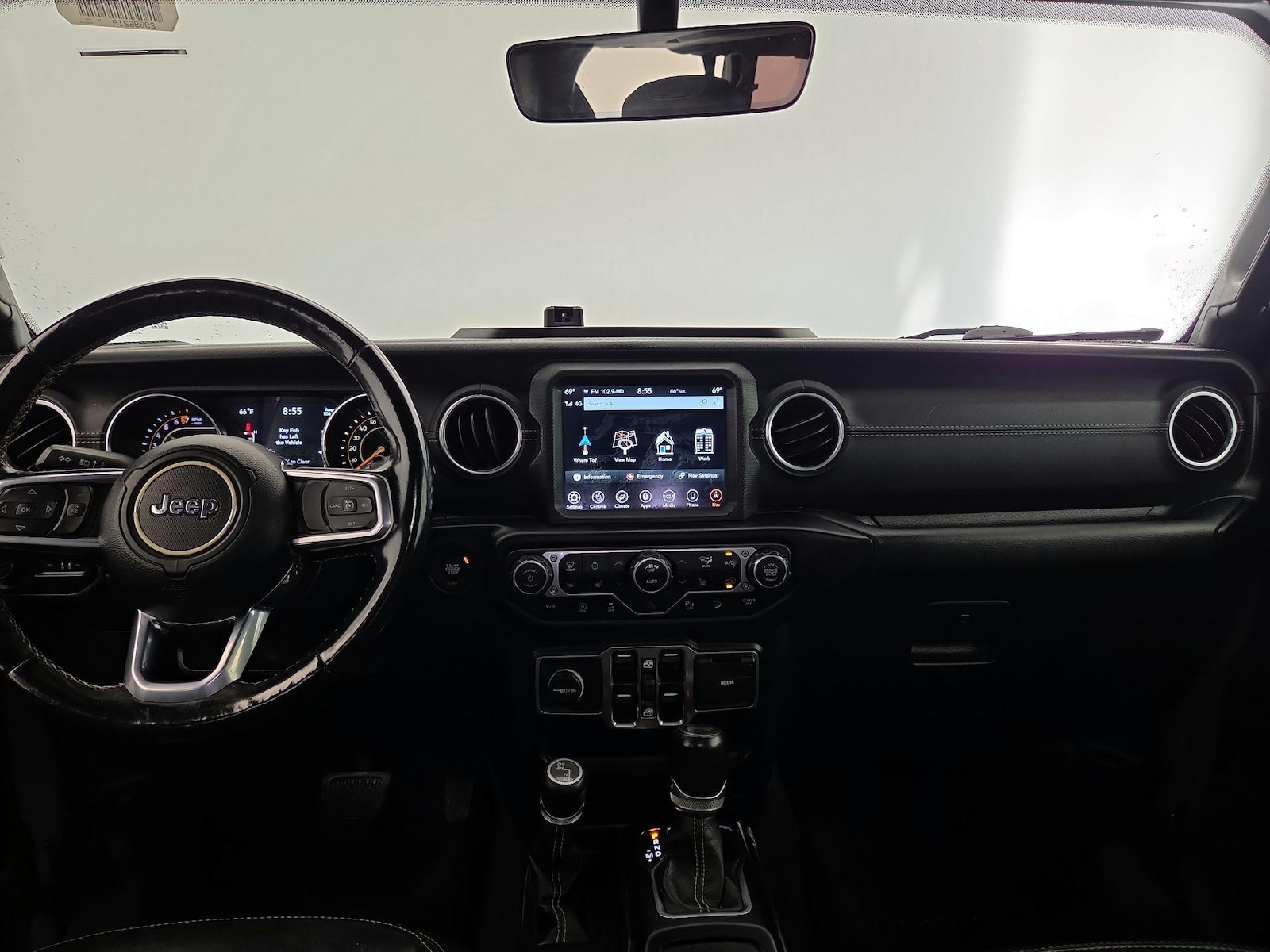 Apple CarPlay® & Android Auto™